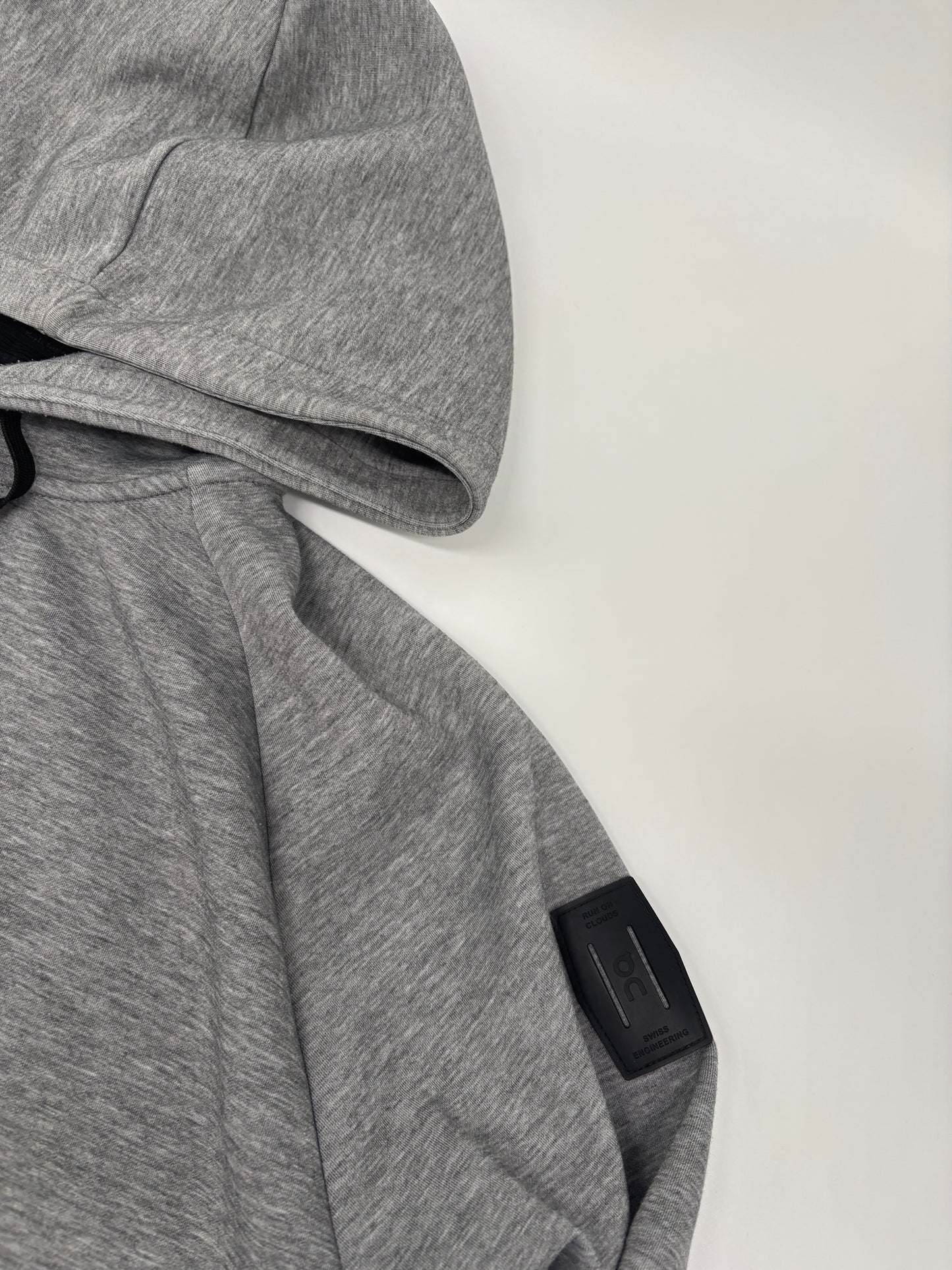 ON RUNNING HOODIE