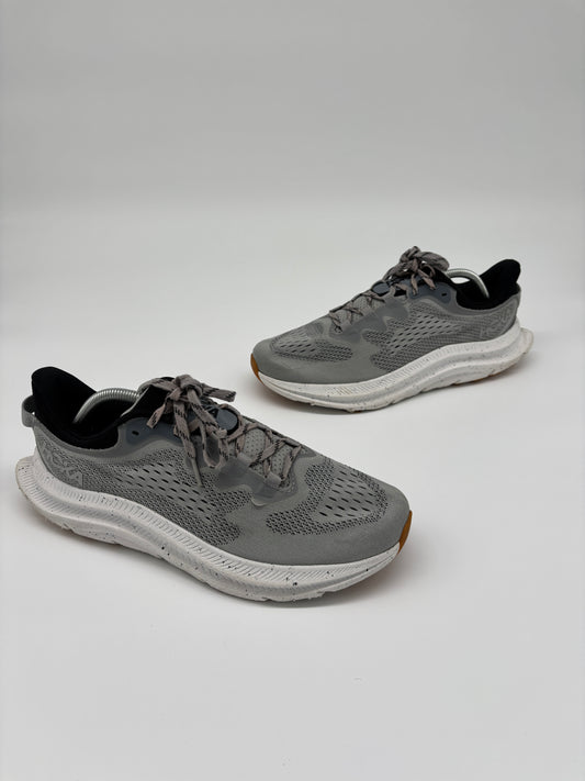HOKA TRAINERS