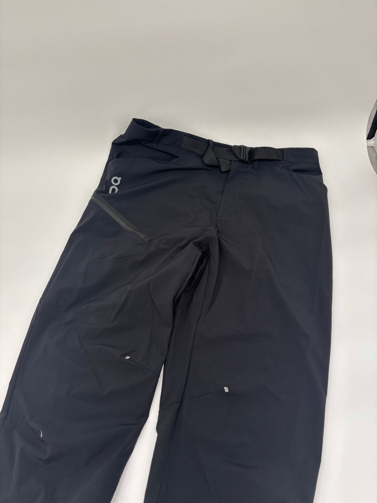 ON RUNNING TREK PANTS
