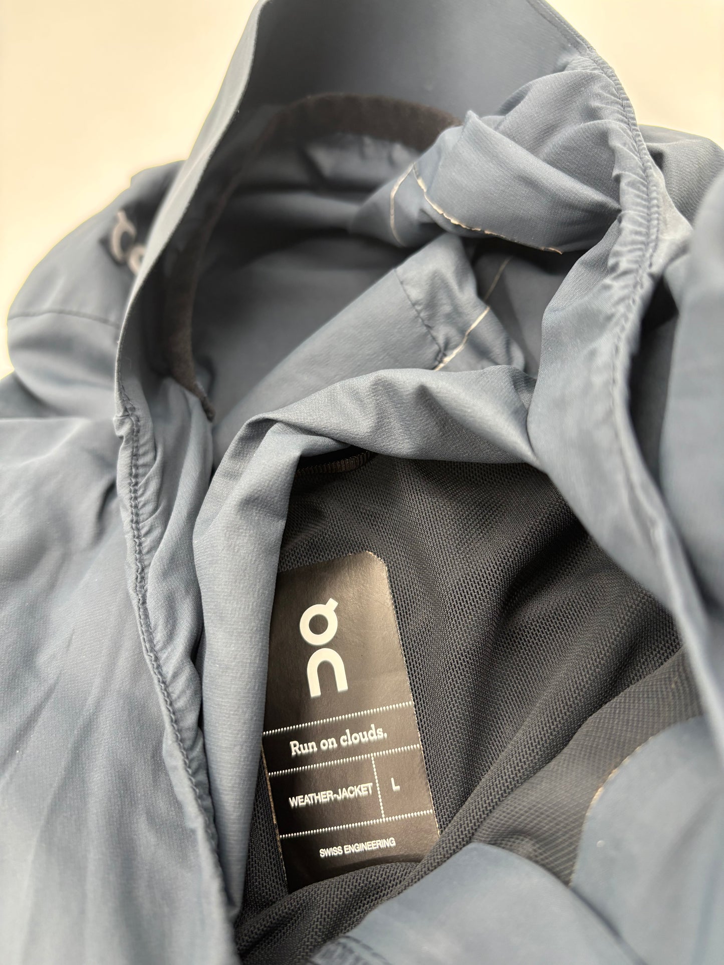 ON RUNNING WEATHER JACKET
