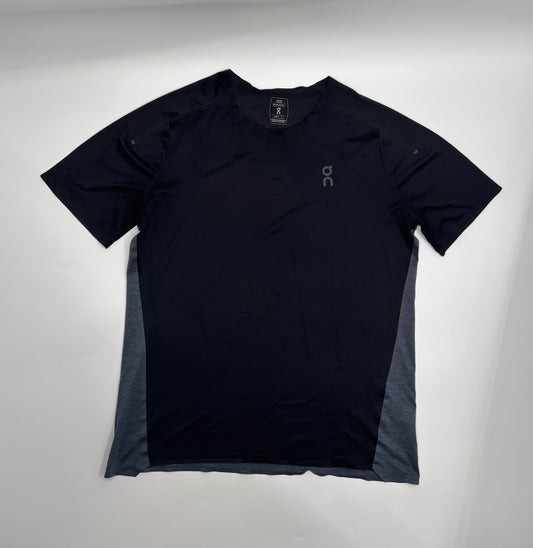 ON RUNNING T-SHIRT