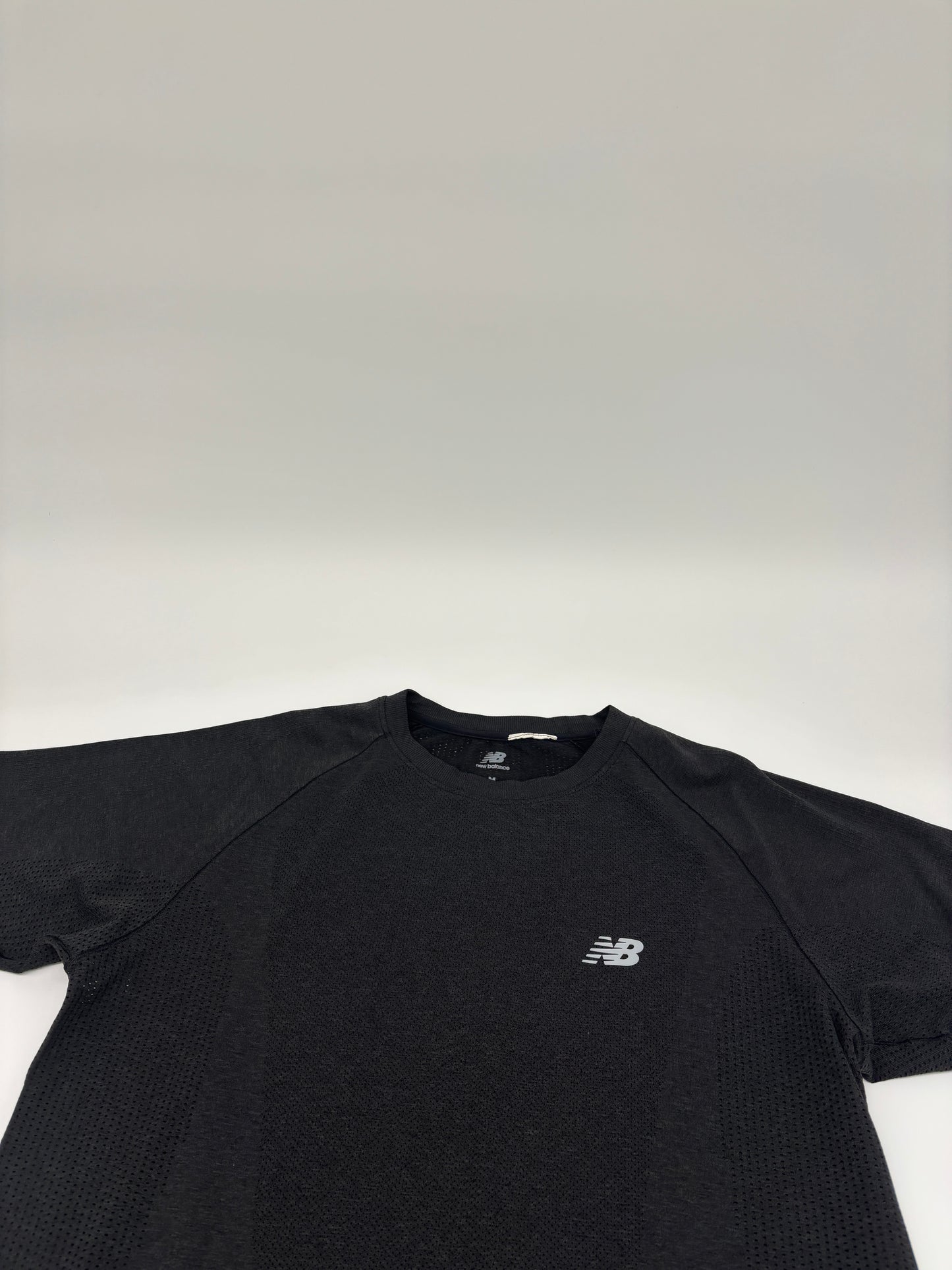 NEW BALANCE T-SHIRT