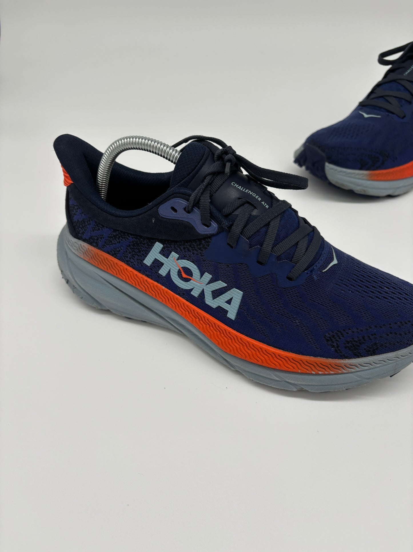 HOKA TRAINERS