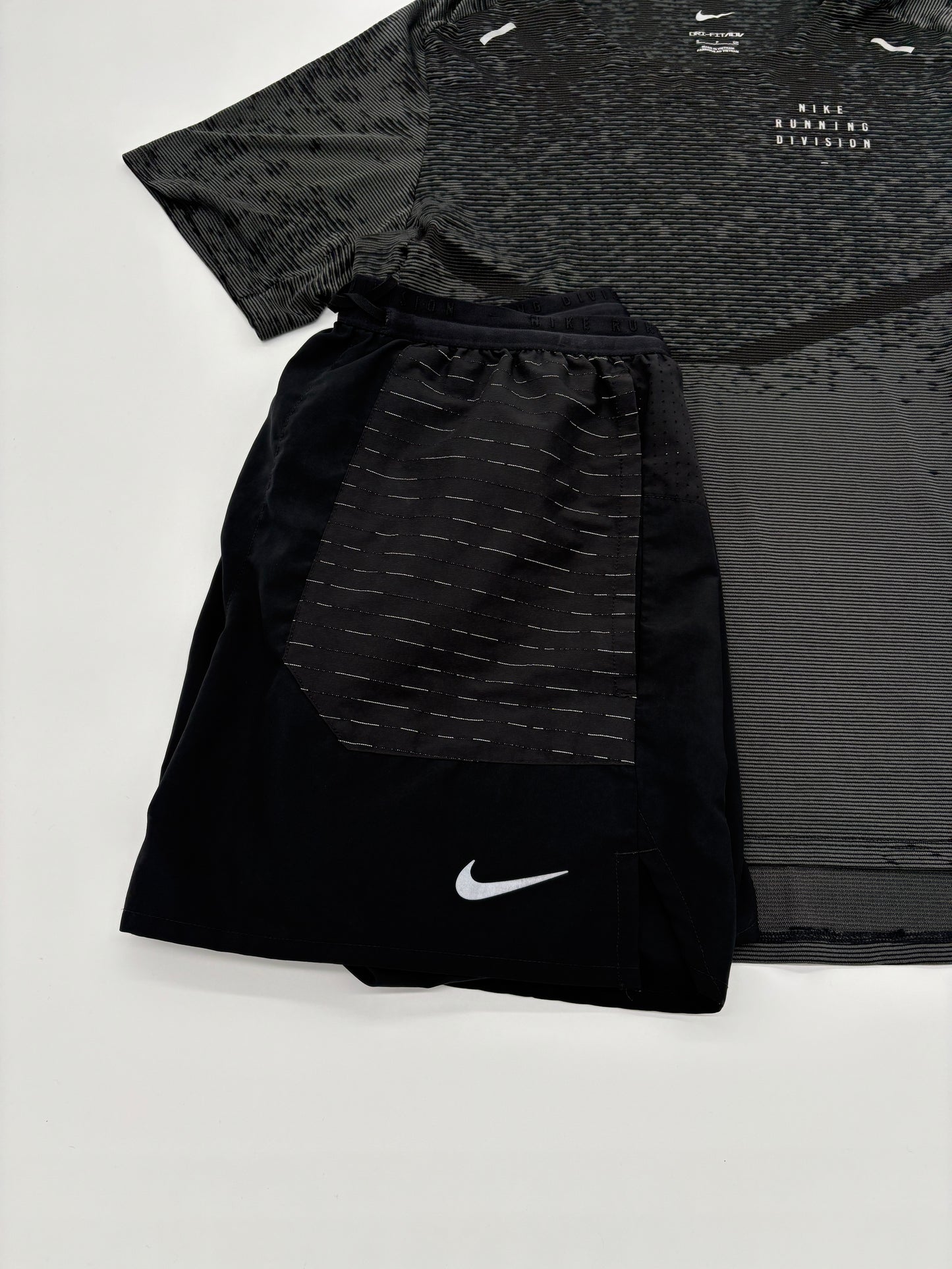 NIKE RUNNING DIVISION SET
