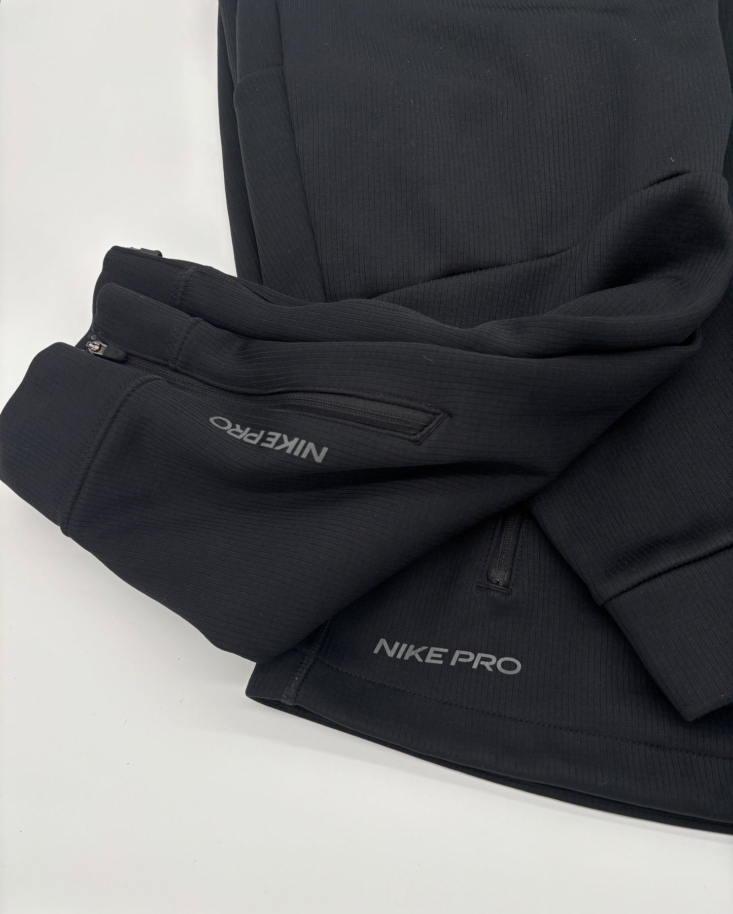 NIKE THERMA TRACKSUIT