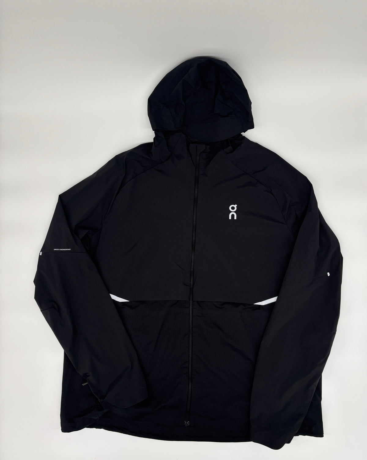 ON RUNNING JACKET