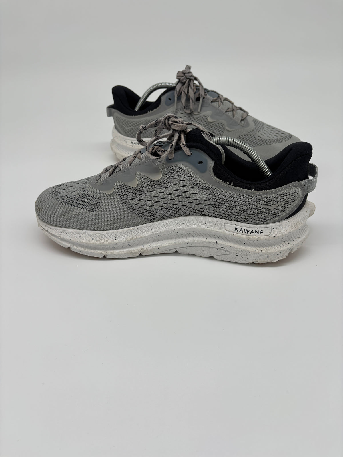HOKA TRAINERS