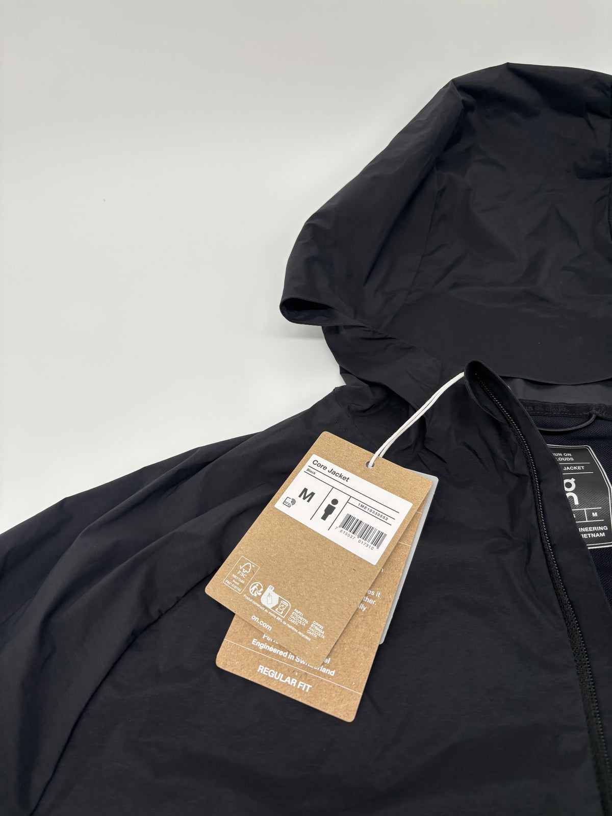 ON RUNNING CORE JACKET