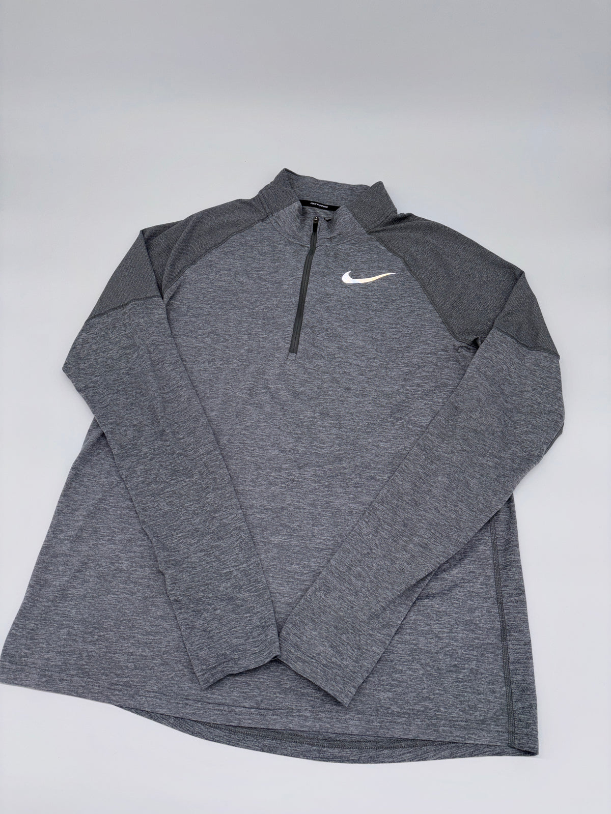 NIKE HALF ZIP