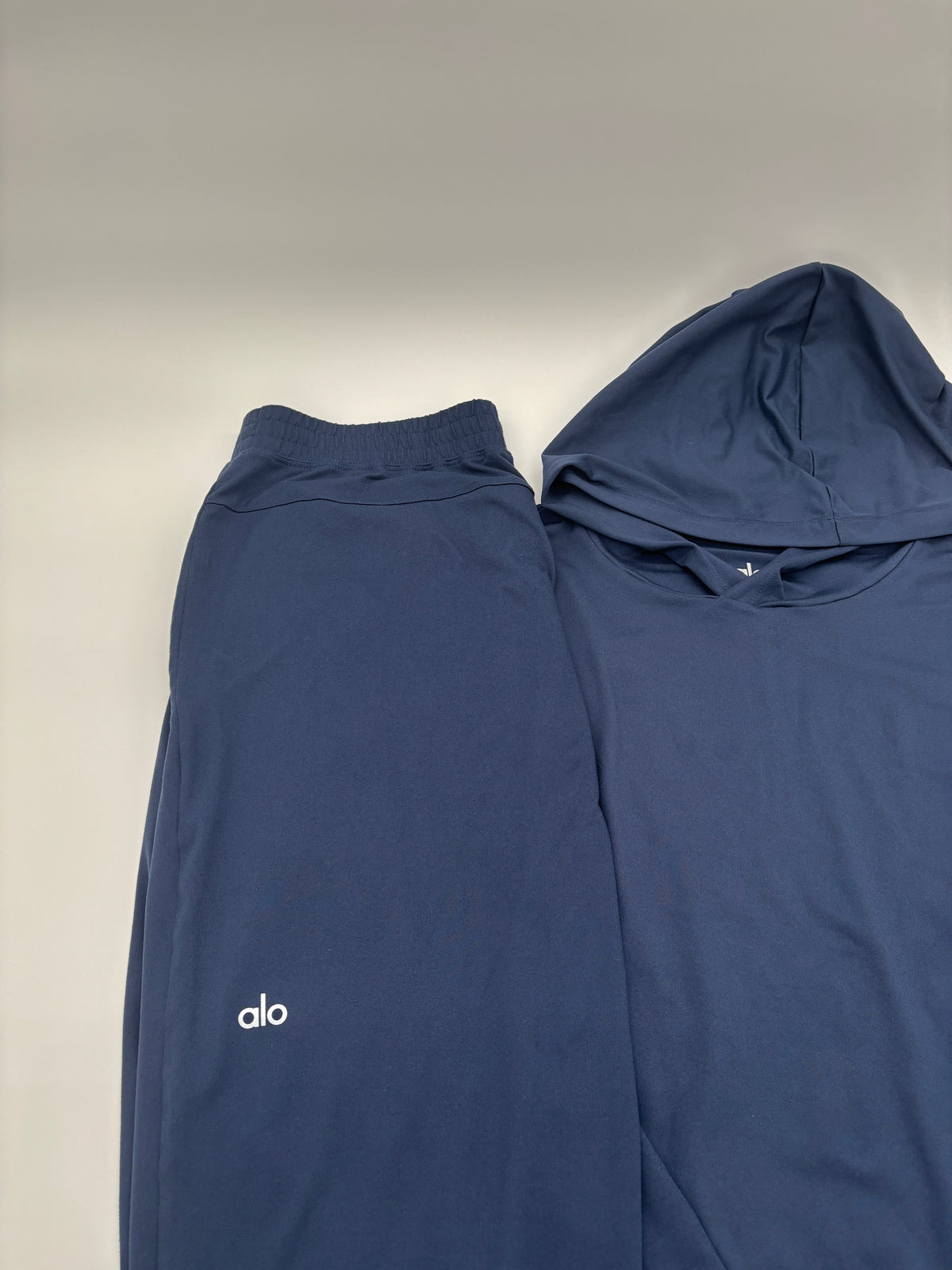 ALO TRACKSUIT