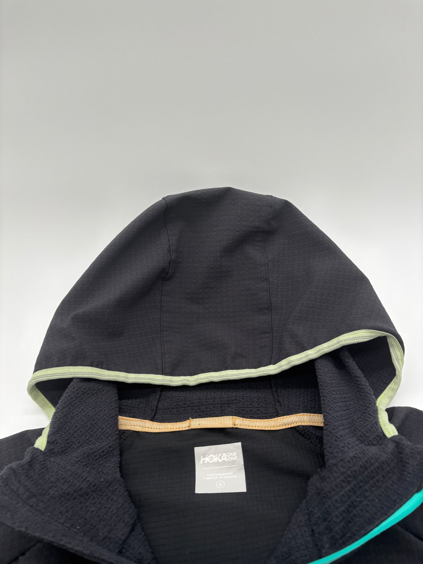 HOKA JACKET