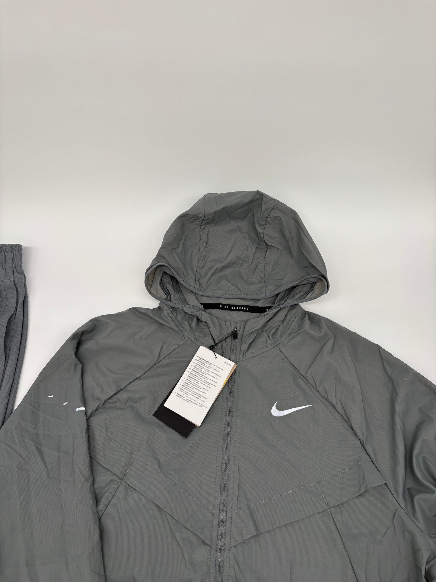 NIKE TRACKSUIT