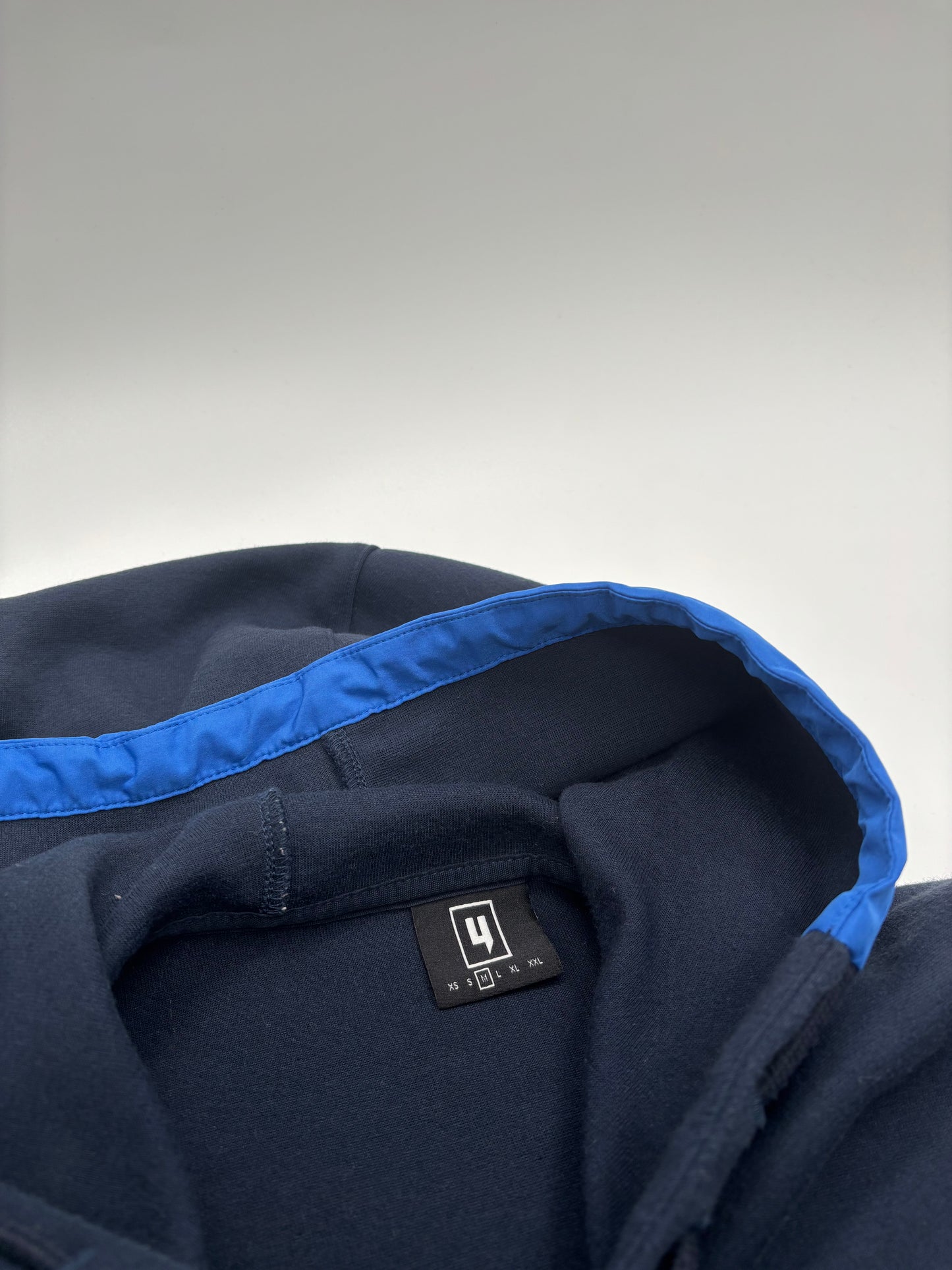 YELIR WORLD TRACKSUIT