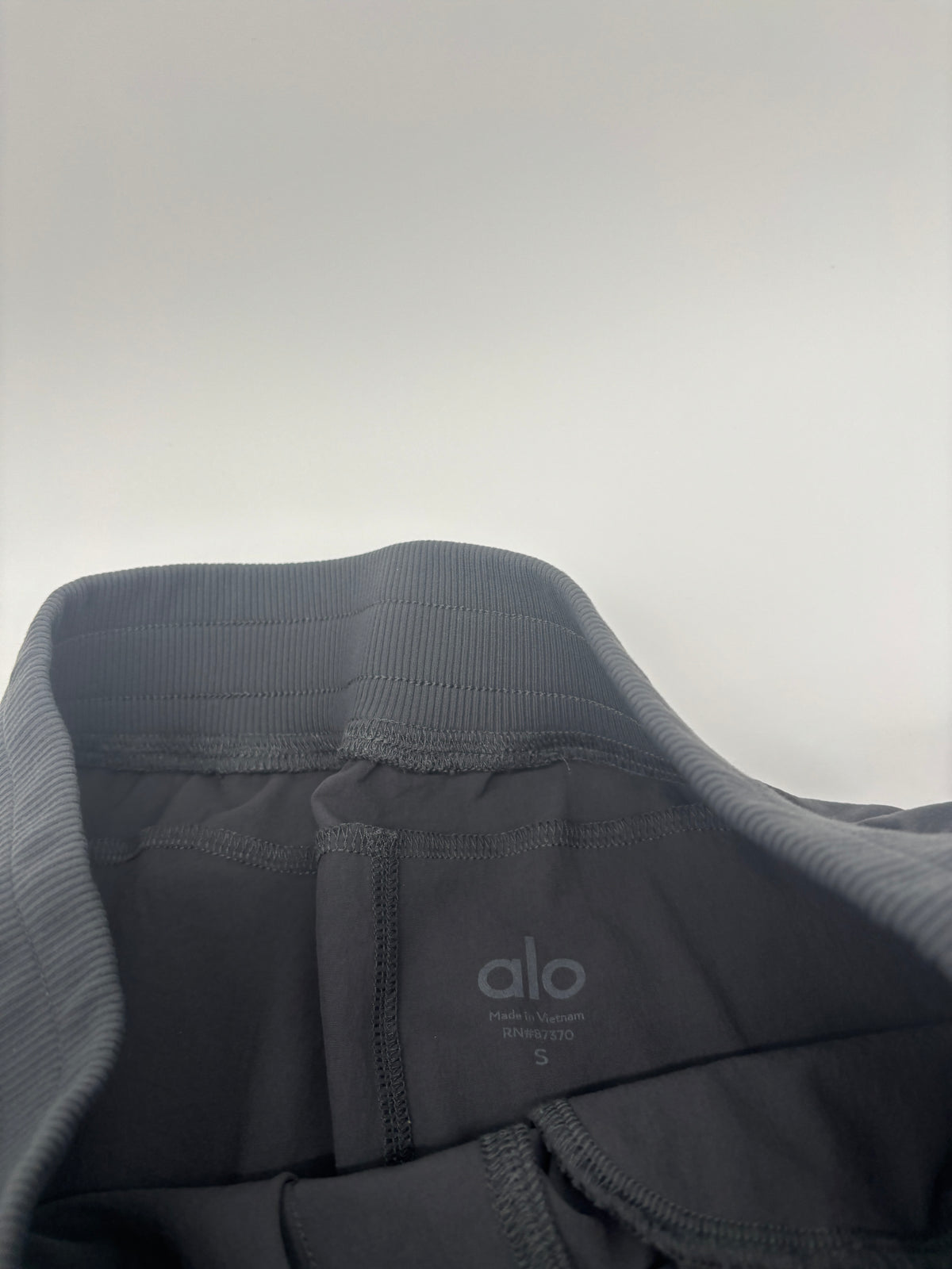 ALO PANTS