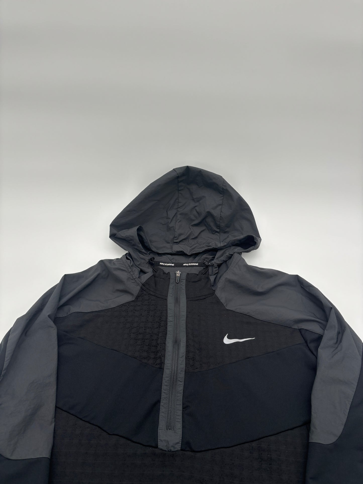 NIKE HALF ZIP