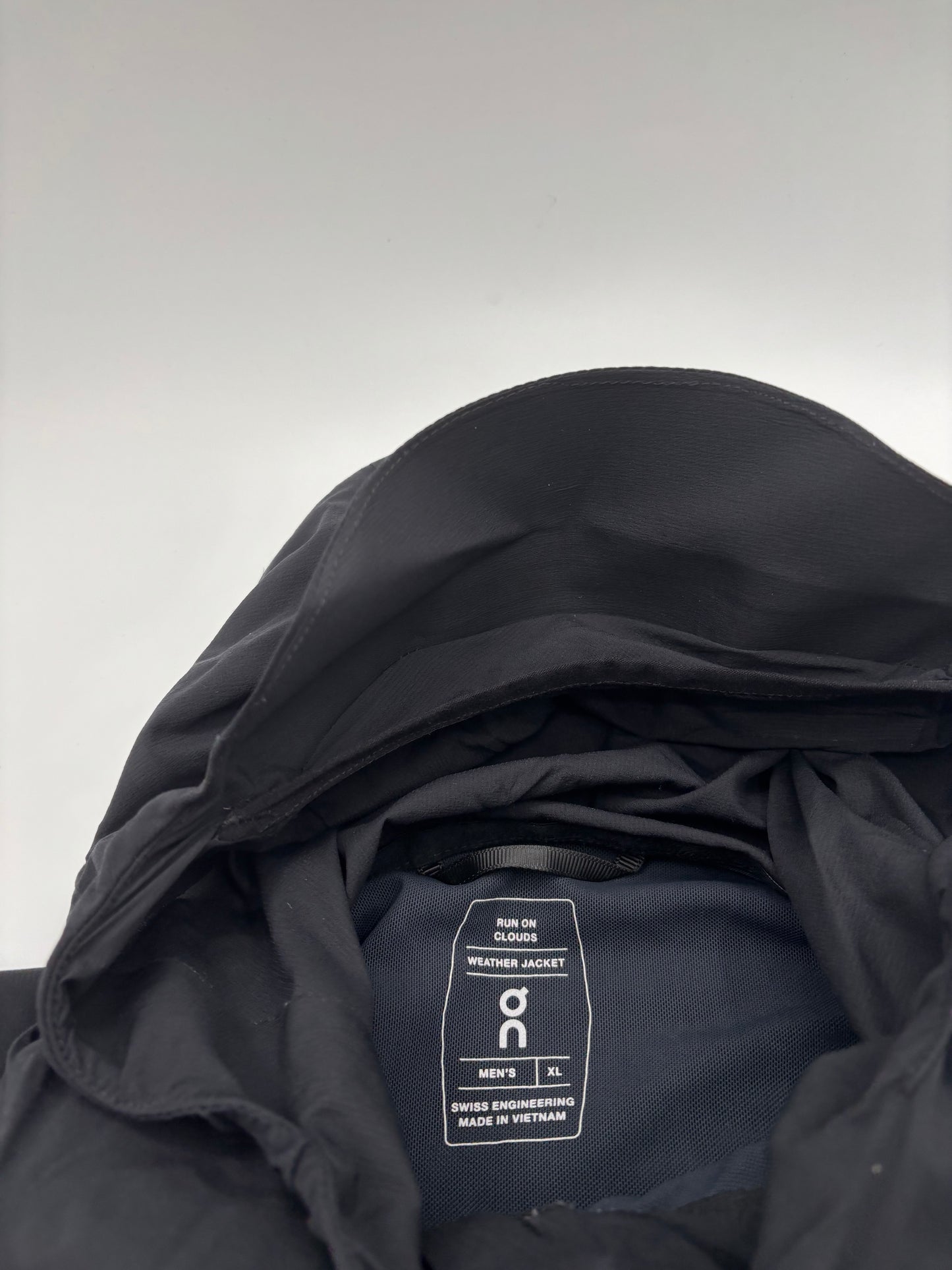 ON RUNNING WEATHER JACKET
