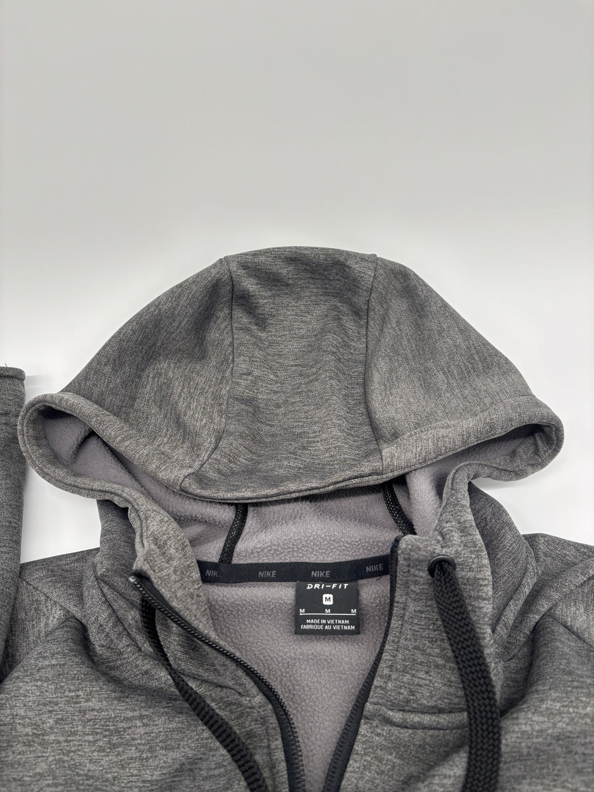 NIKE THERMA TRACKSUIT