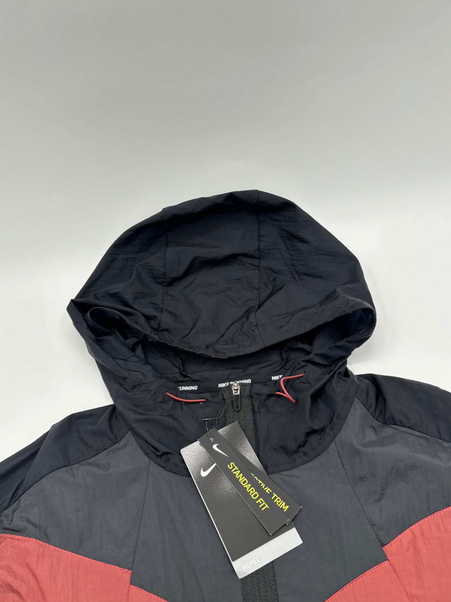 NIKE WILDRUN JACKET