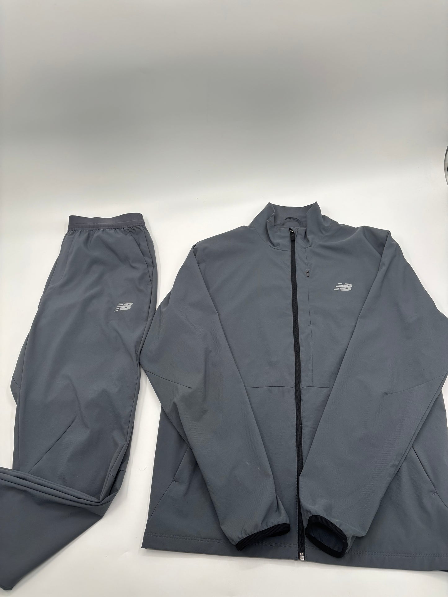 NEW BALANCE TRACKSUIT