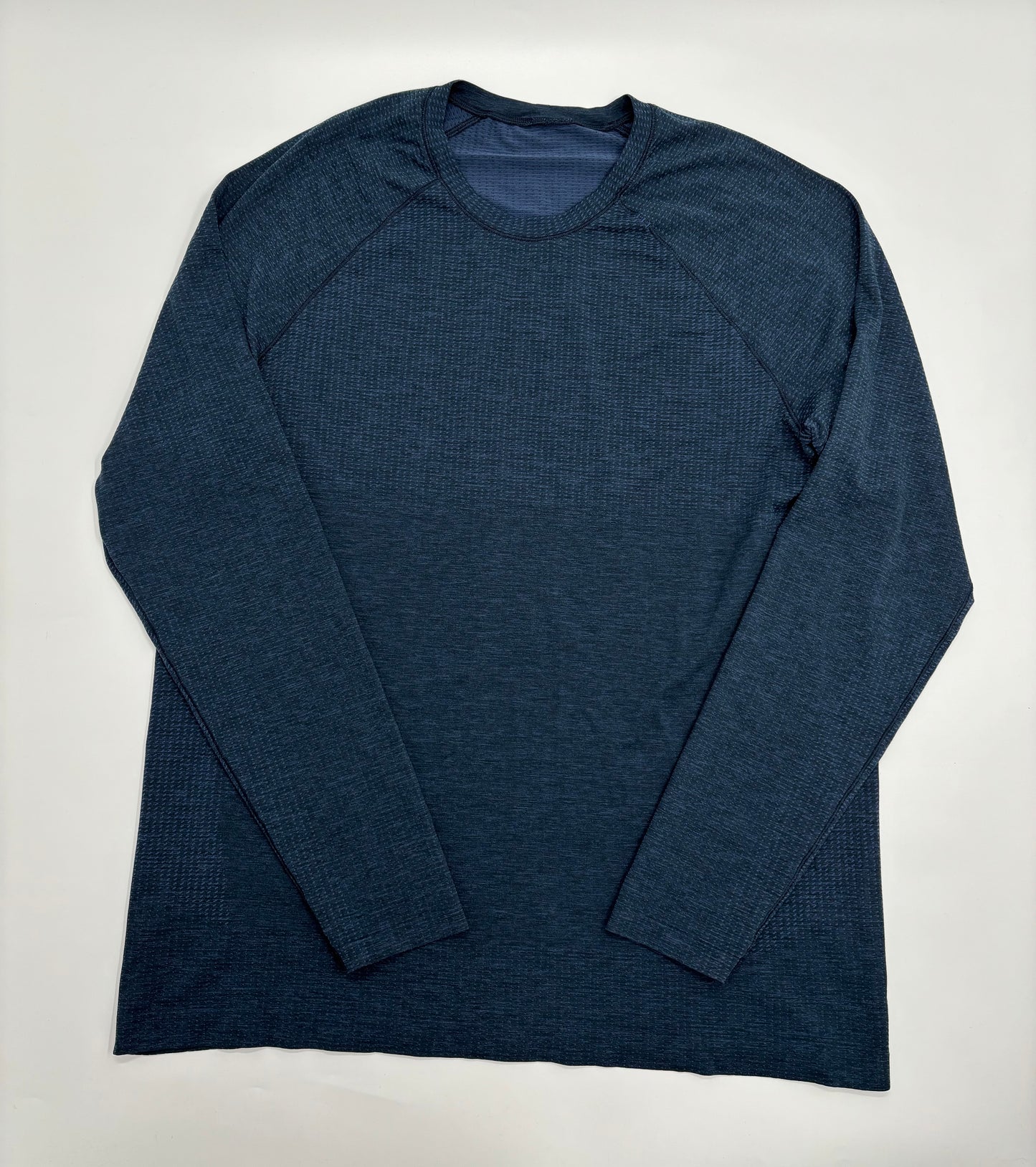 LULULEMON LONG SLEEVED TOP