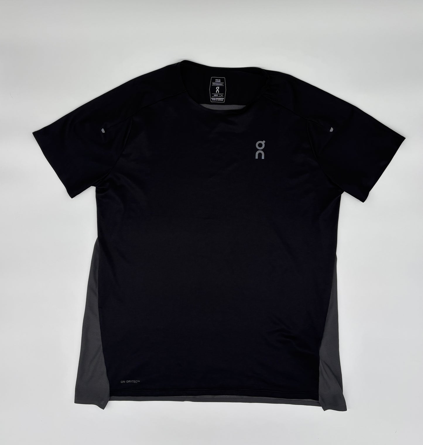 ON RUNNING T-SHIRT