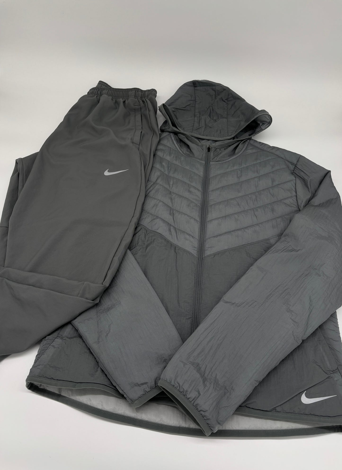 NIKE AEROLAYER SET