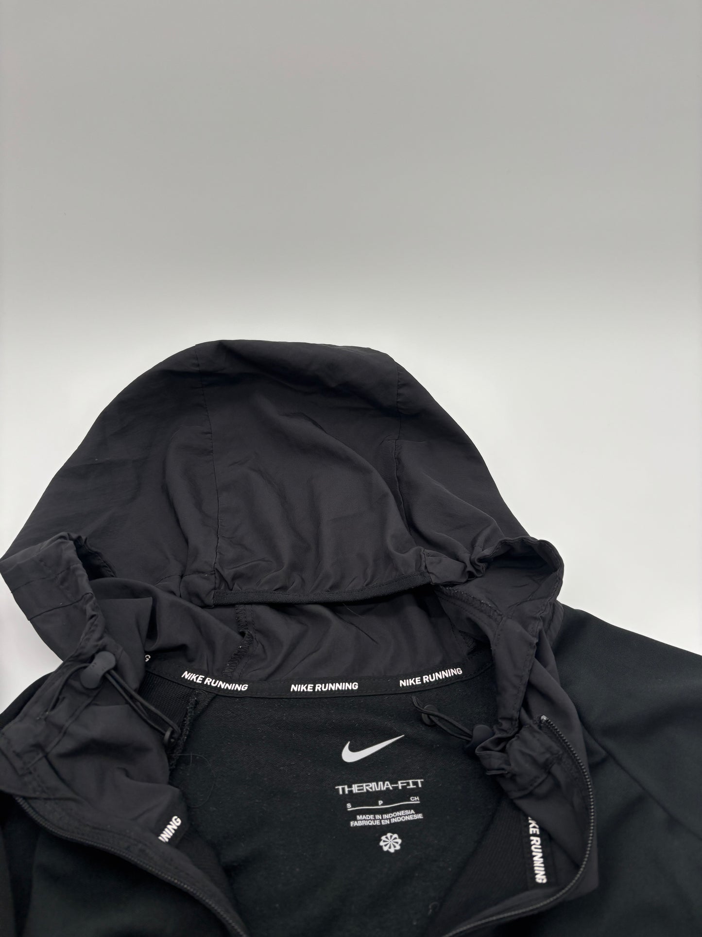 NIKE TRACKSUIT