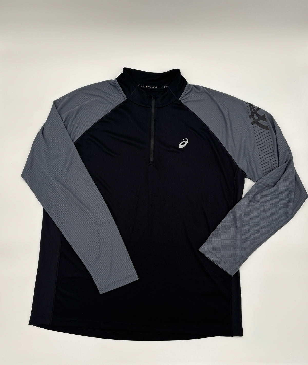 ASICS HALF ZIP
