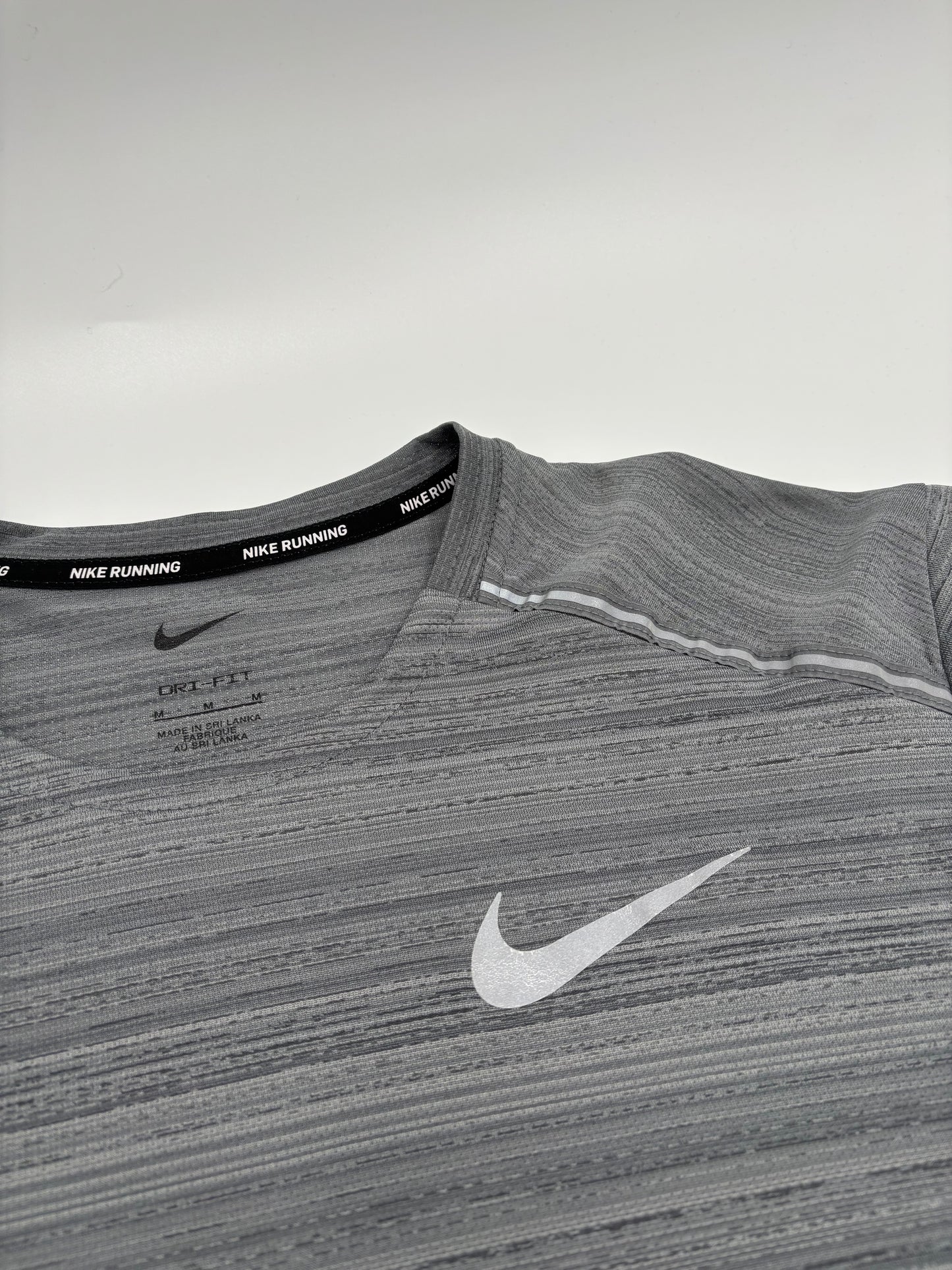 NIKE T-SHIRT MILLER