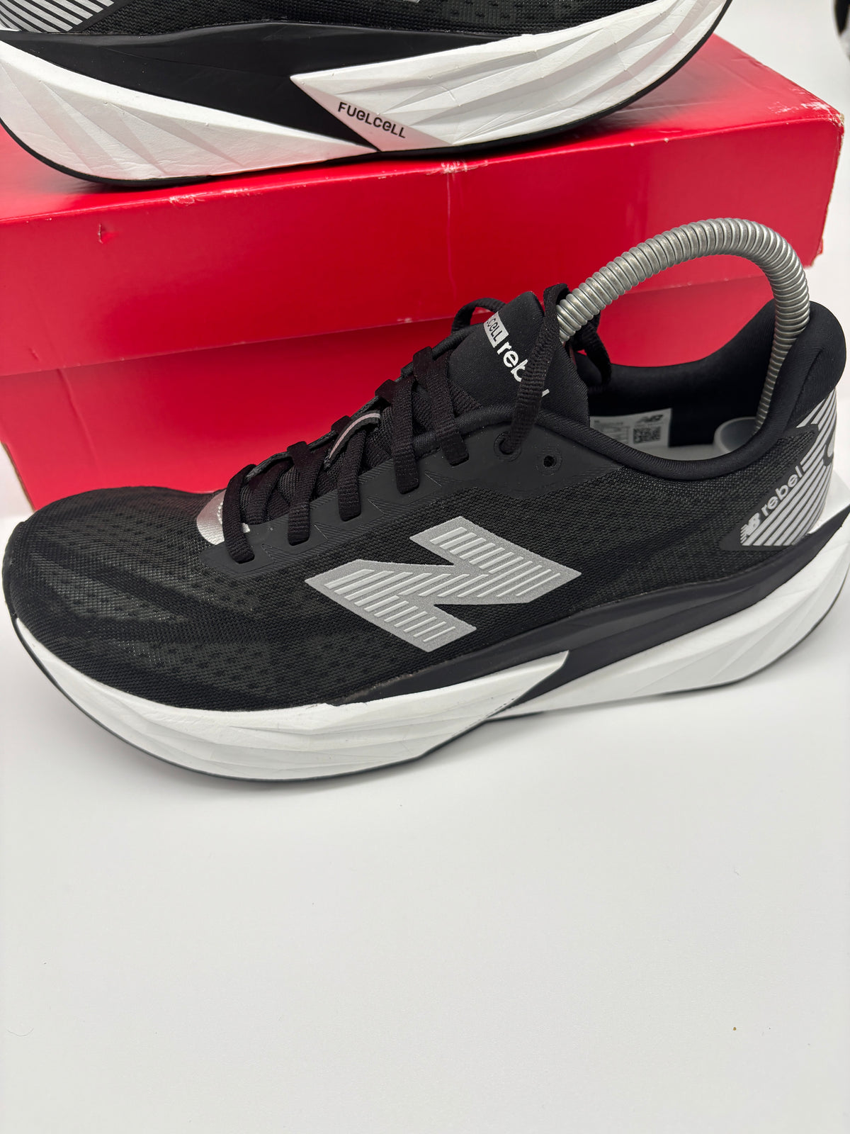 NEW BALANCE FUELCELL TRAINERS