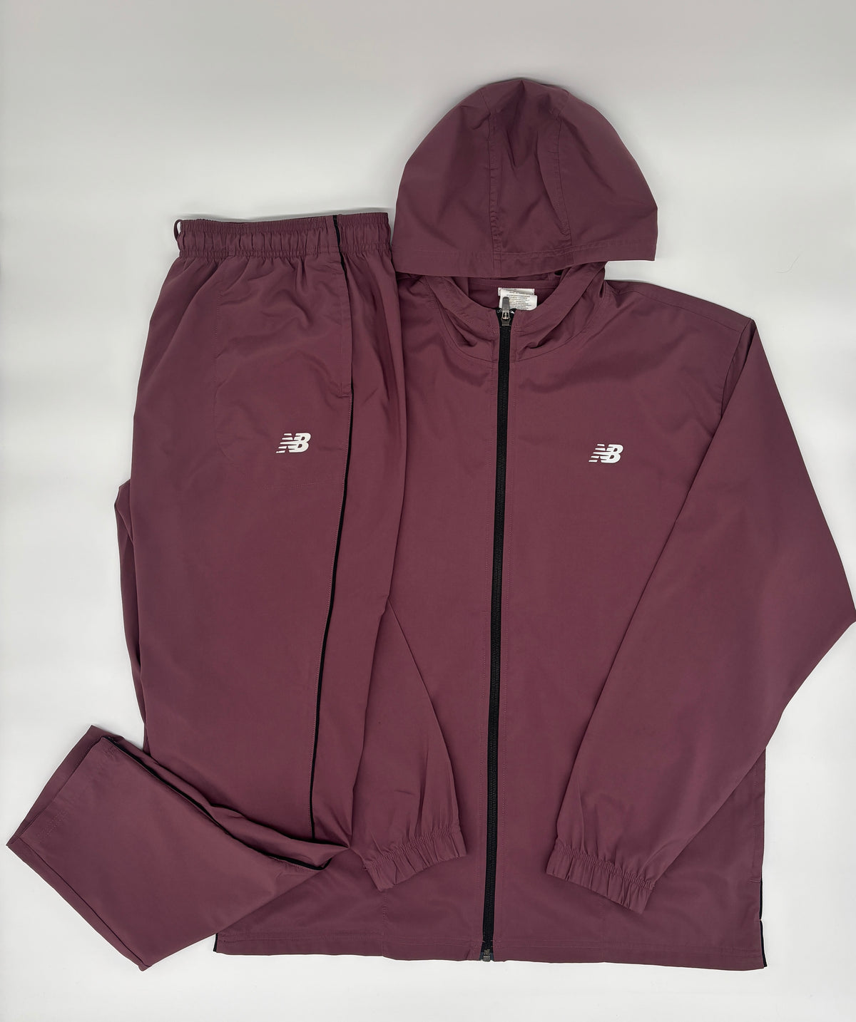 NEW BALANCE TRACKSUIT
