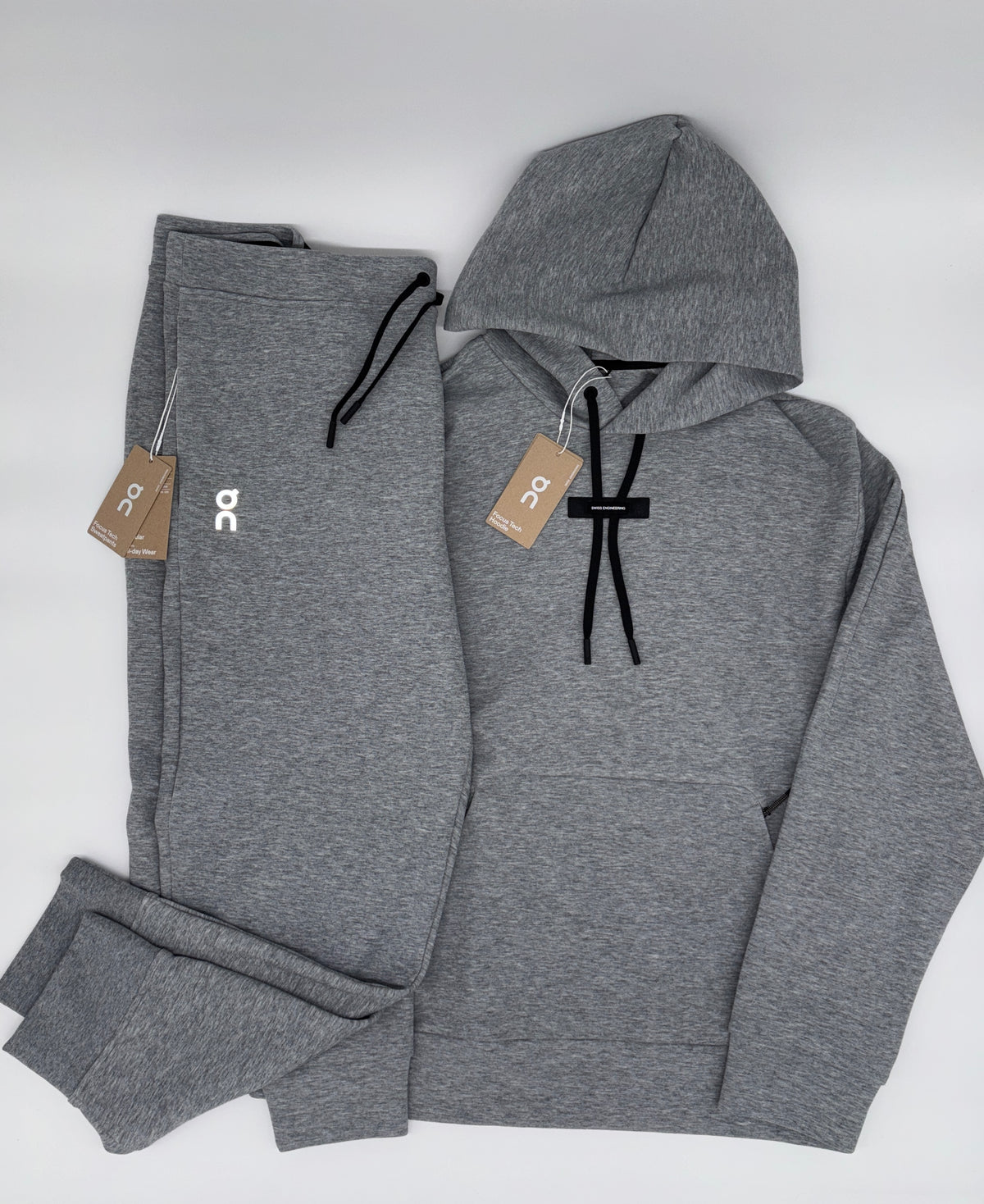 ON RUNNING TRACKSUIT