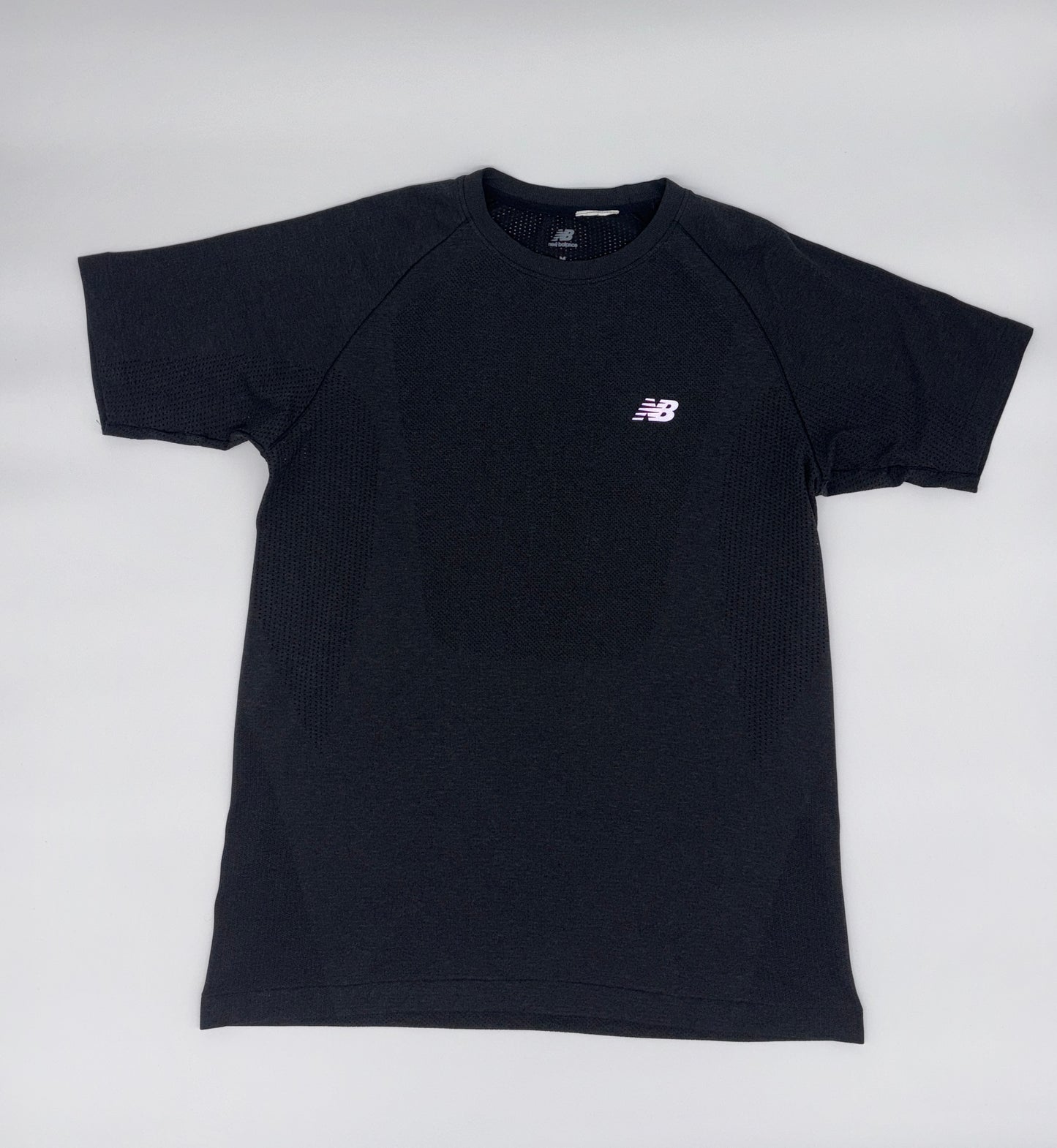 NEW BALANCE T-SHIRT