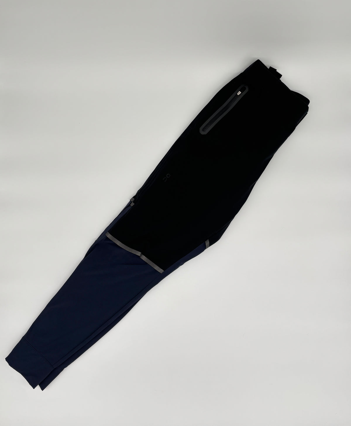 ON RUNNING PANTS