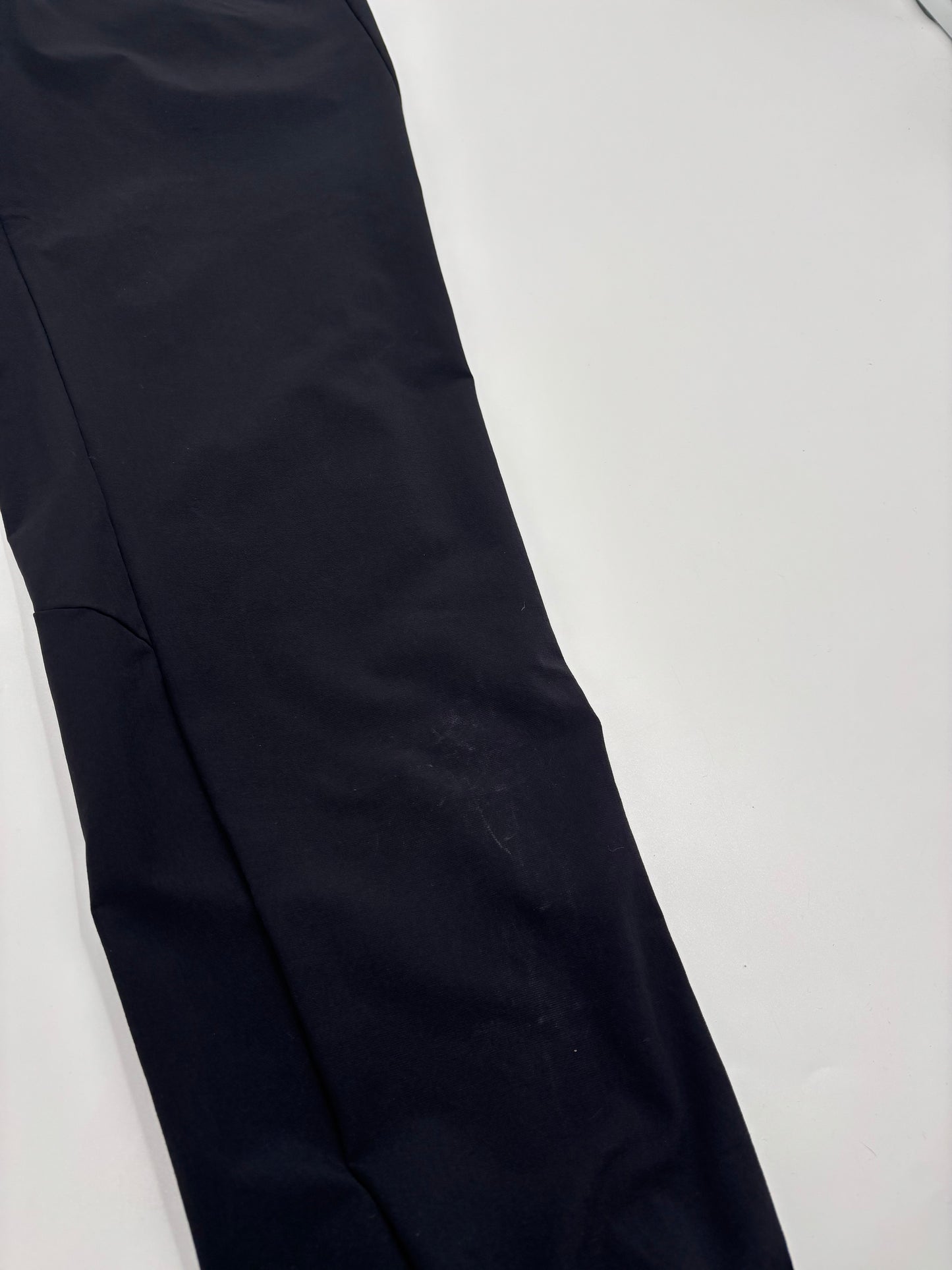 ON RUNNING ACTIVE PANTS