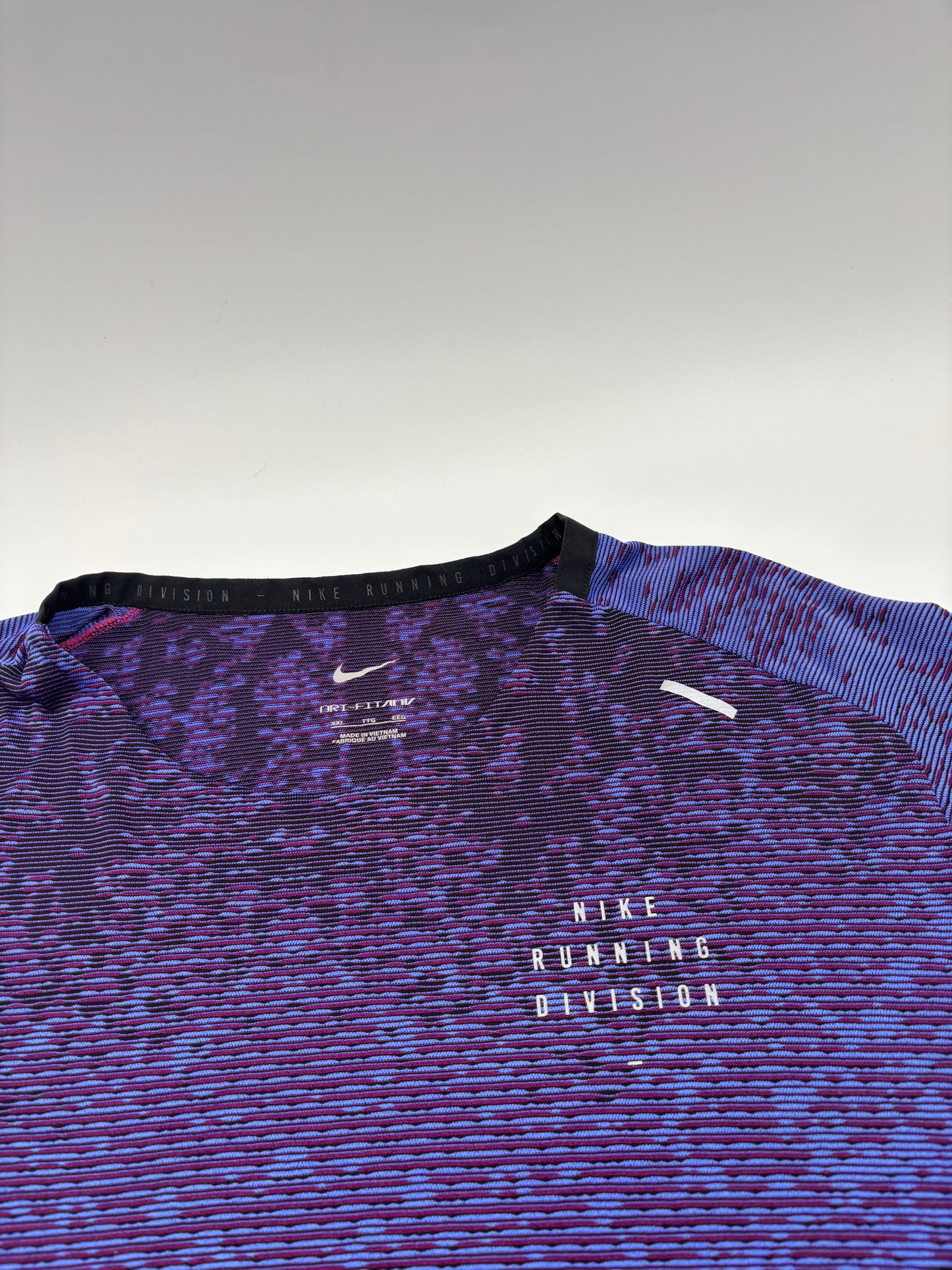 NIKE RUNNING DIVISION T-SHIRT
