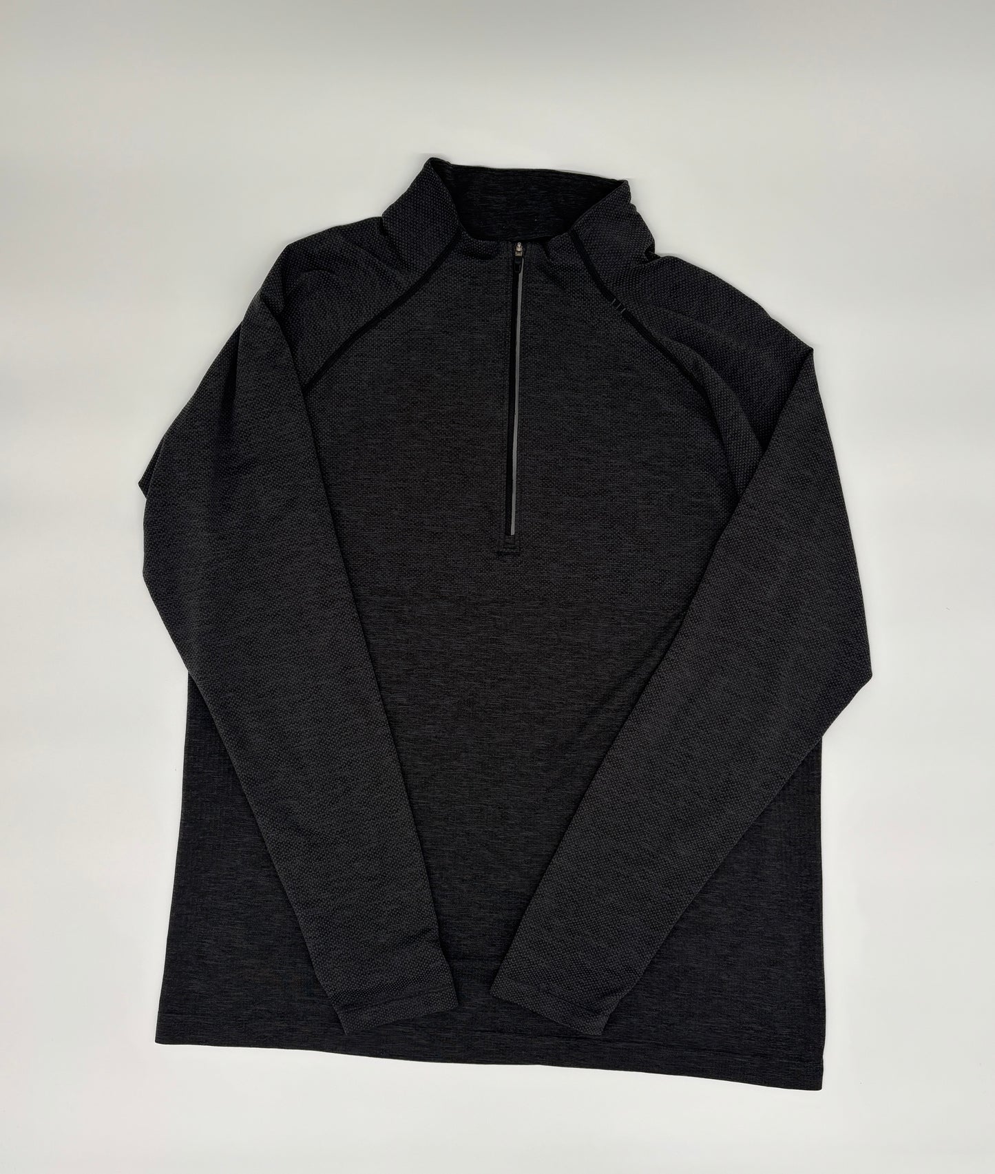 LULULEMON HALF ZIP