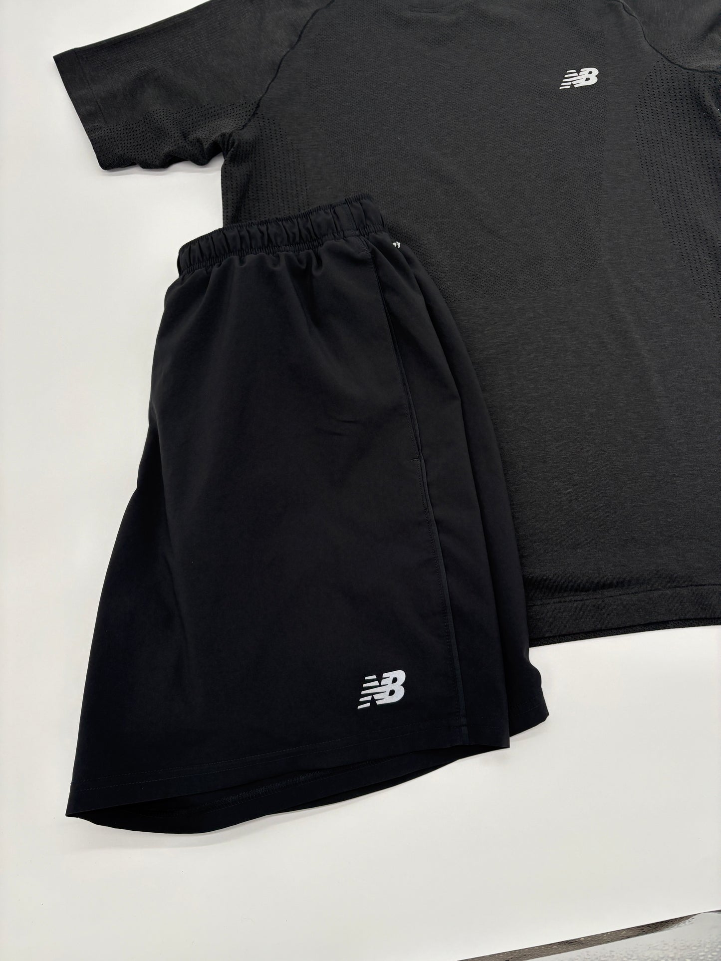 NEW BALANCE SET