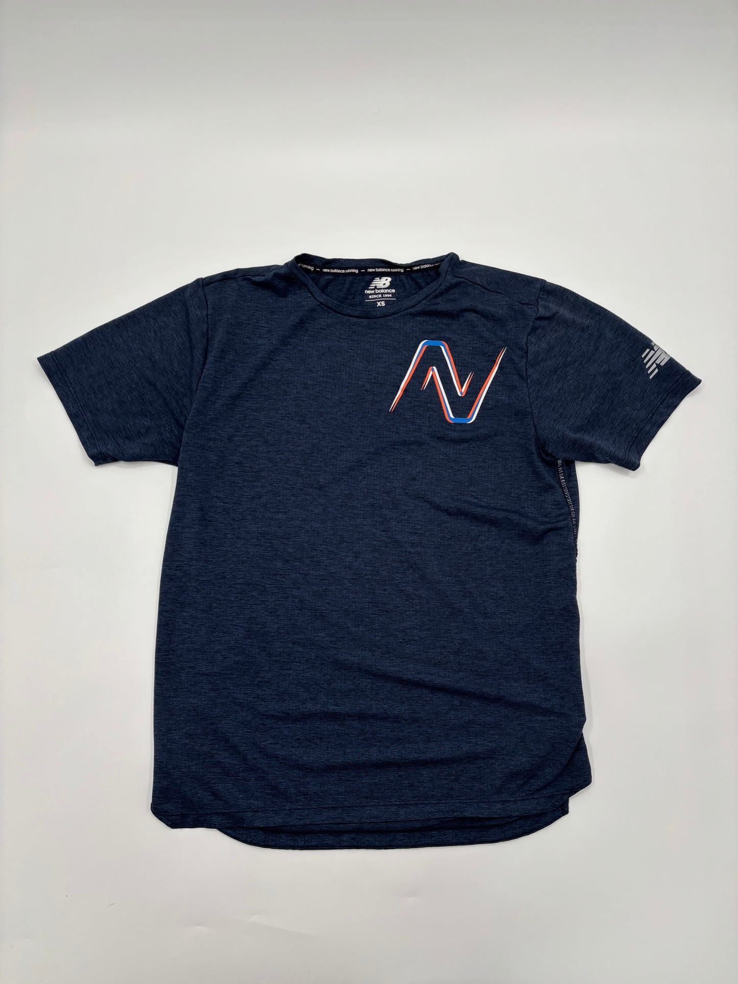 NEW BALANCE T-SHIRT