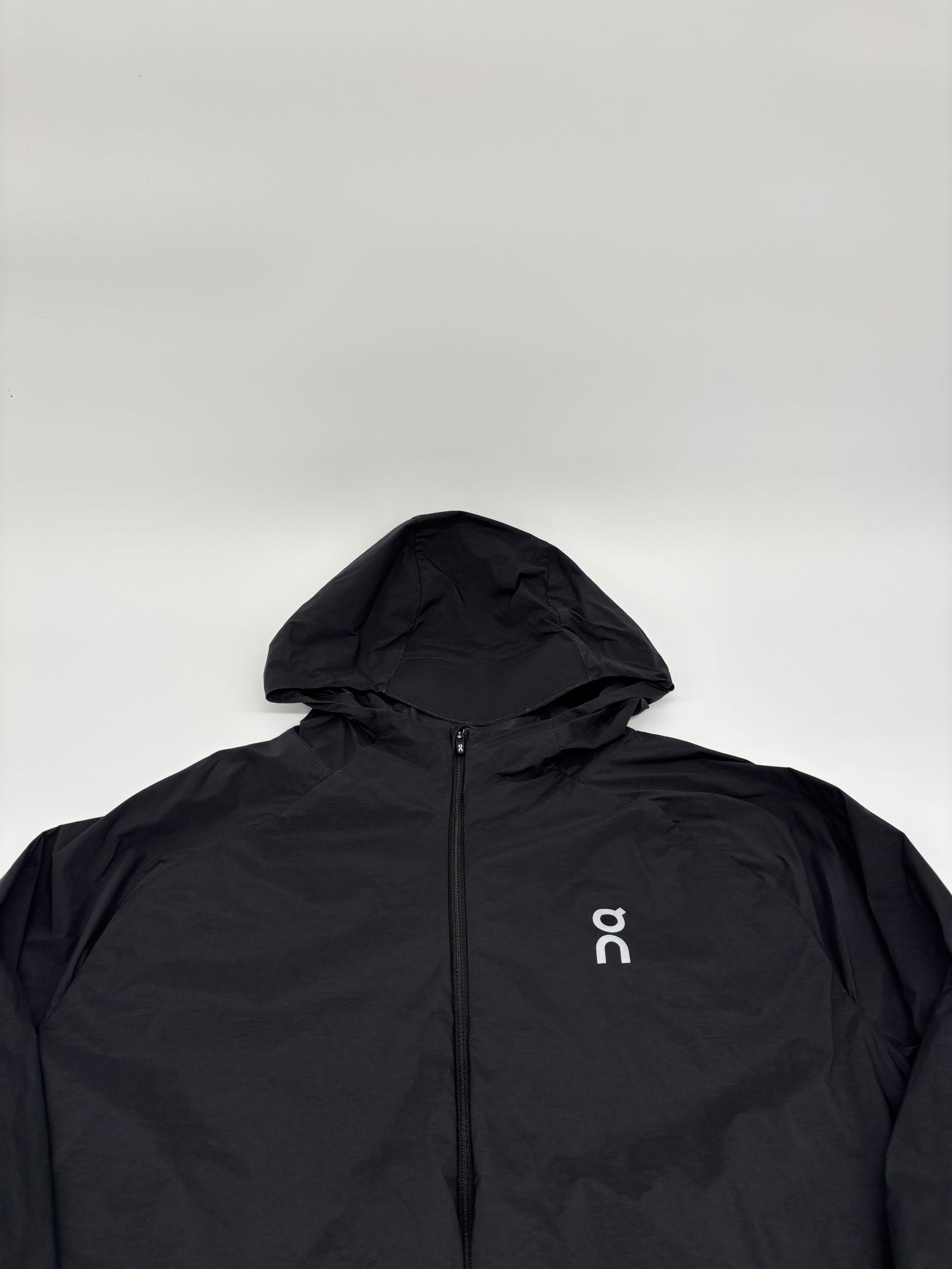 ON RUNNING JACKET