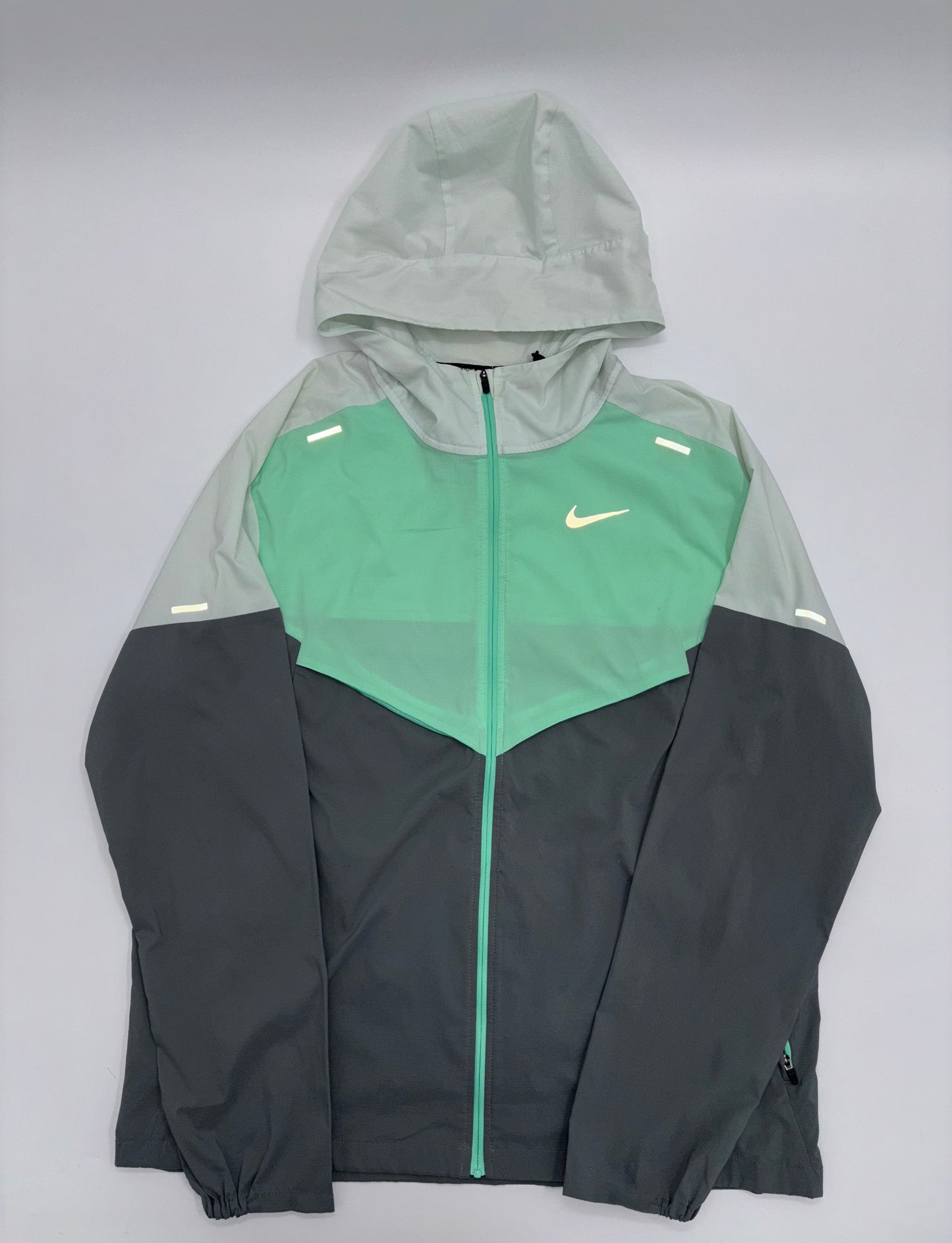 NIKE MINT JACKET