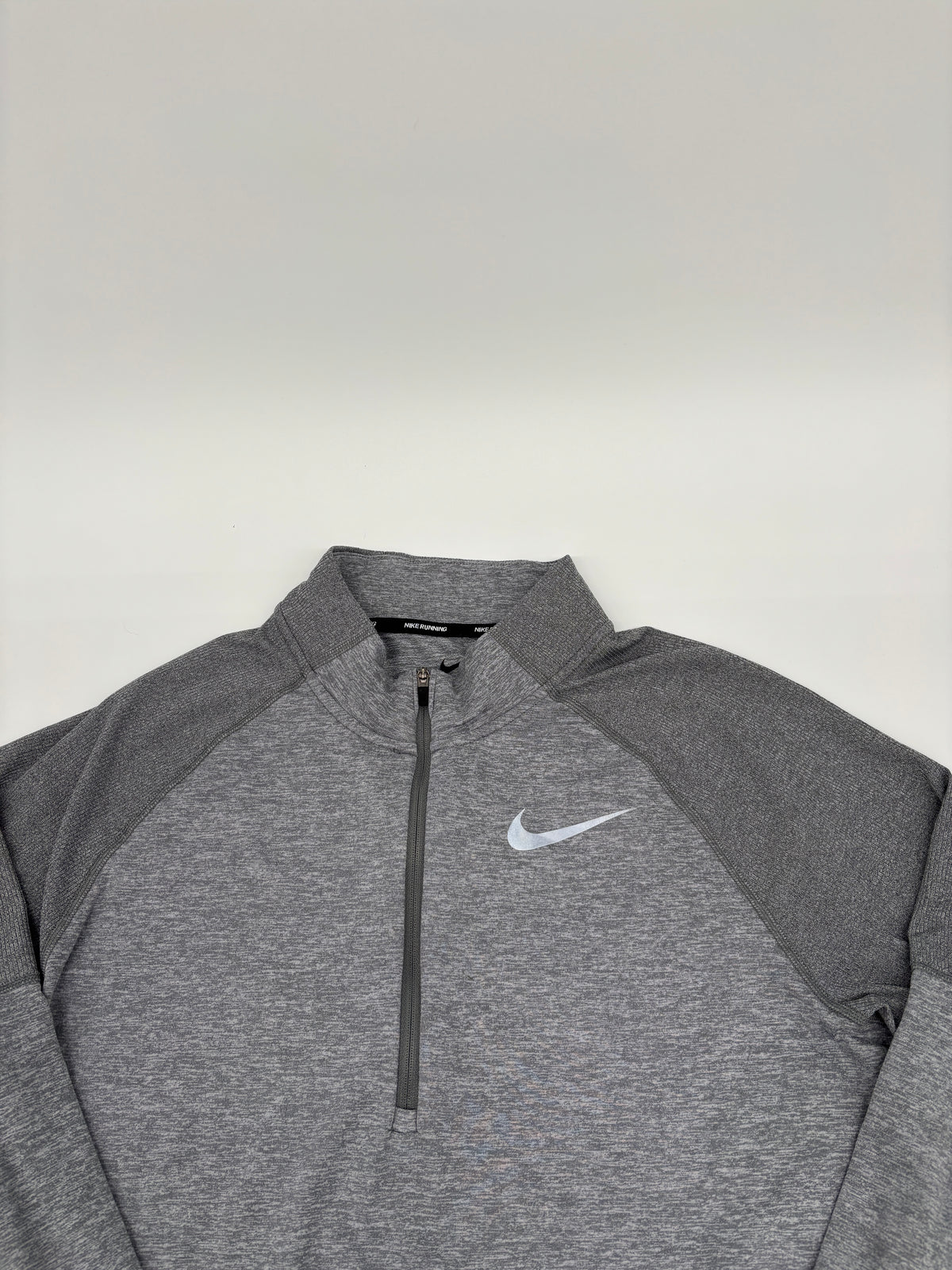 NIKE HALF ZIP