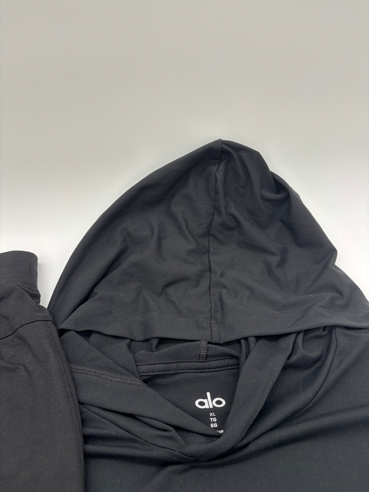 ALO TRACKSUIT