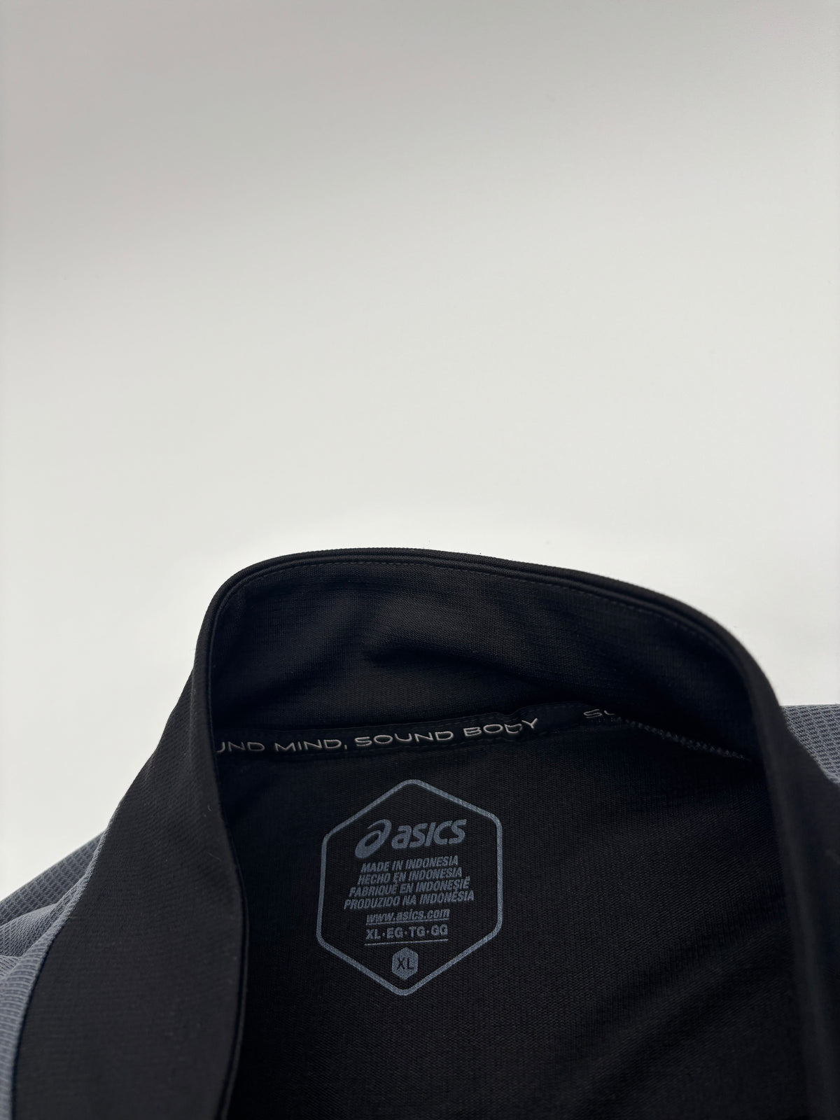 ASICS HALF ZIP
