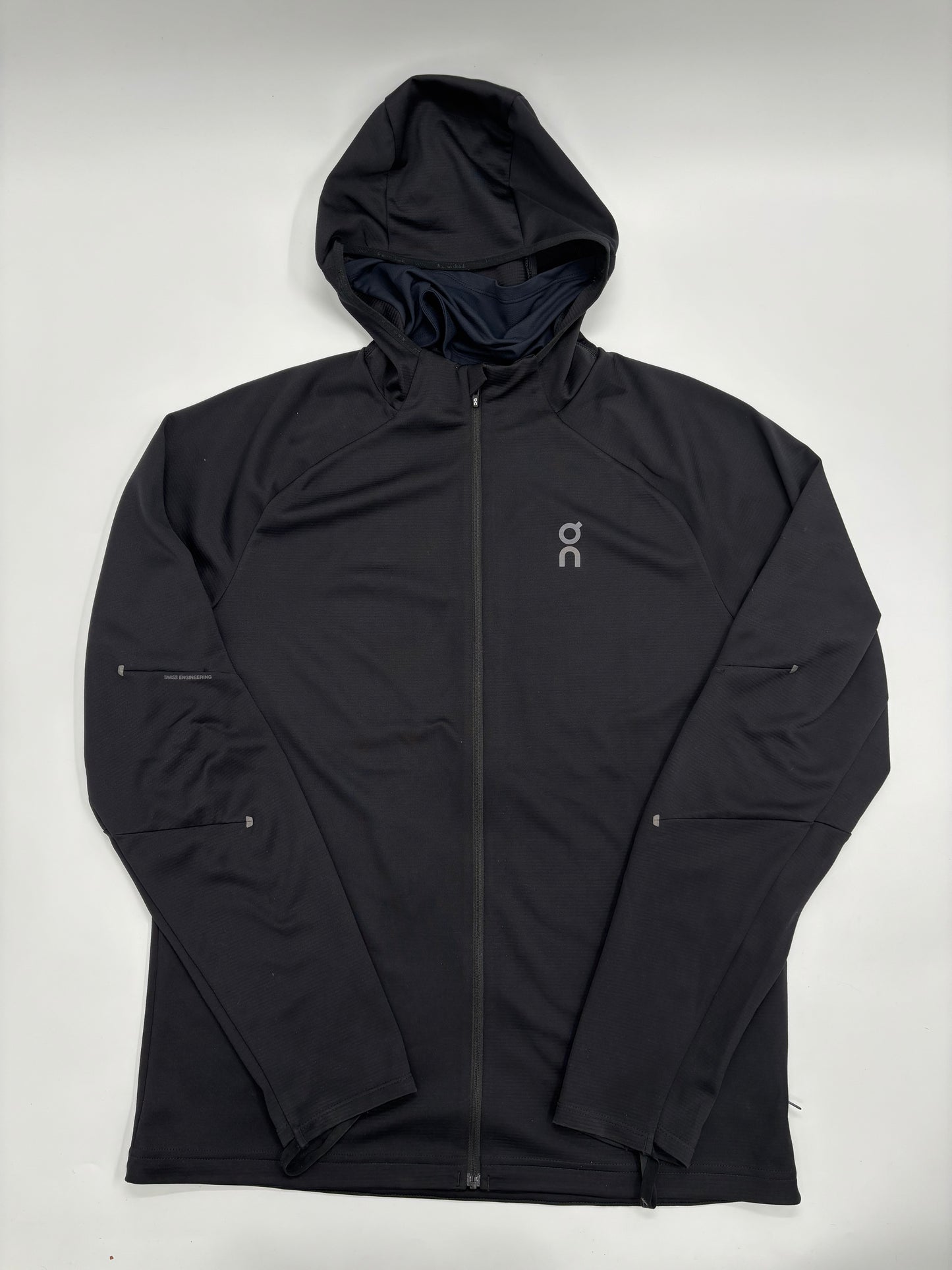 ON RUNNING JACKET