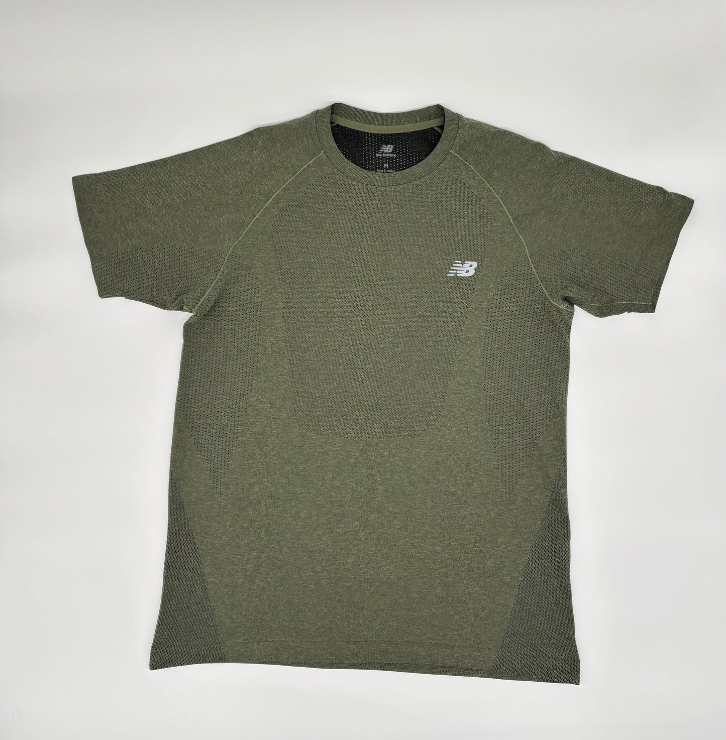 NEW BALANCE T-SHIRT
