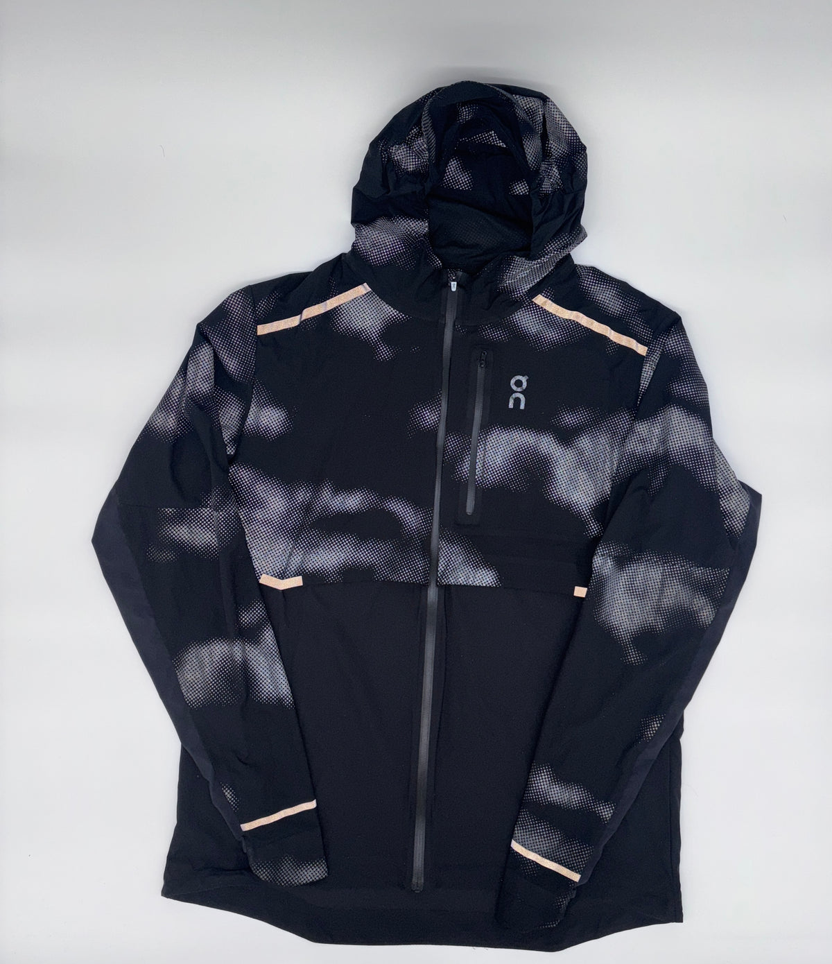 ON RUNNING JACKET