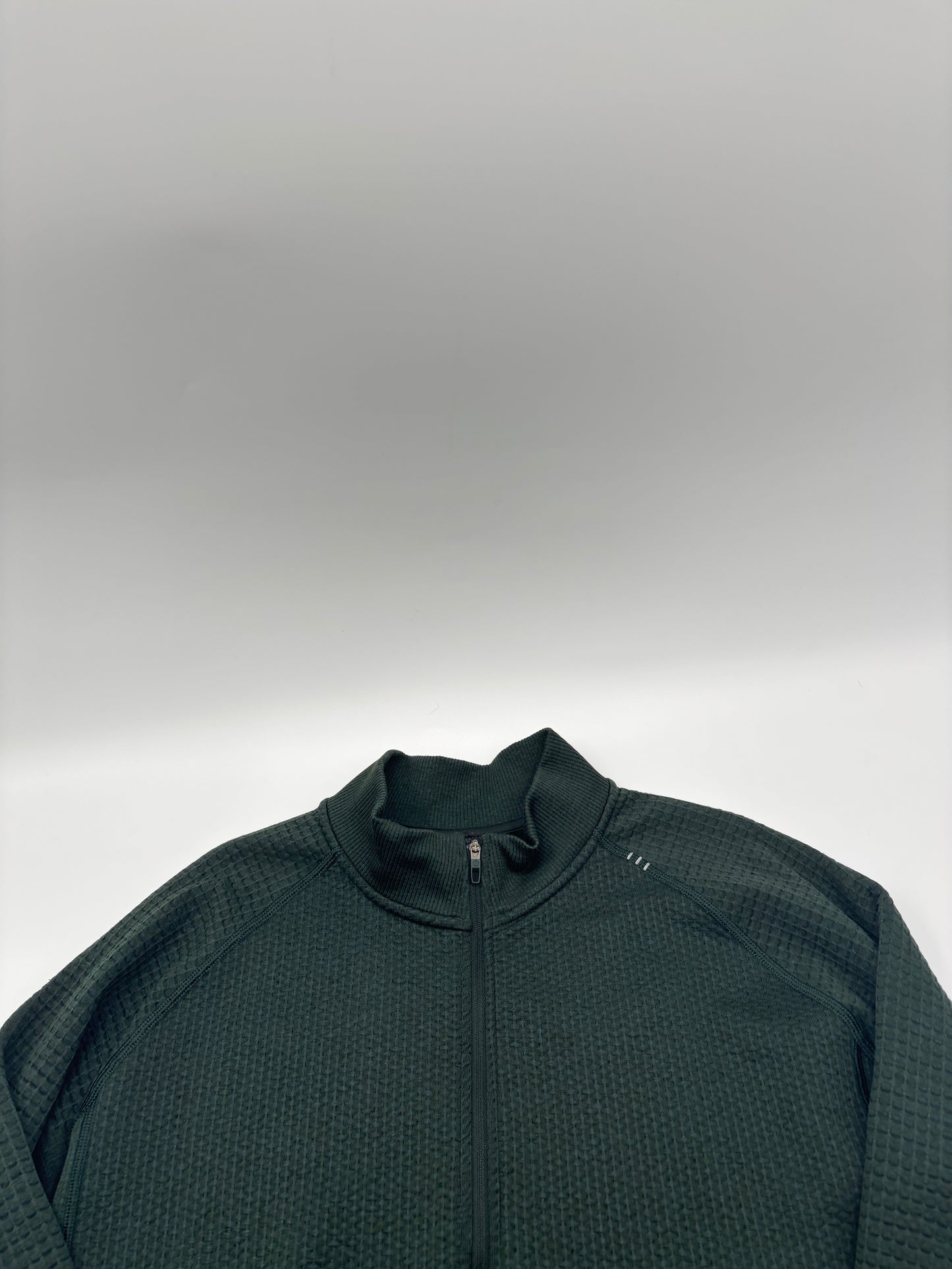 LULULEMON HALF ZIP