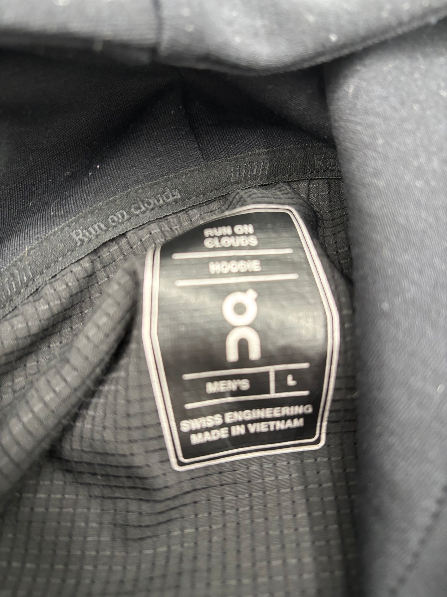 ON RUNNING HOODIE