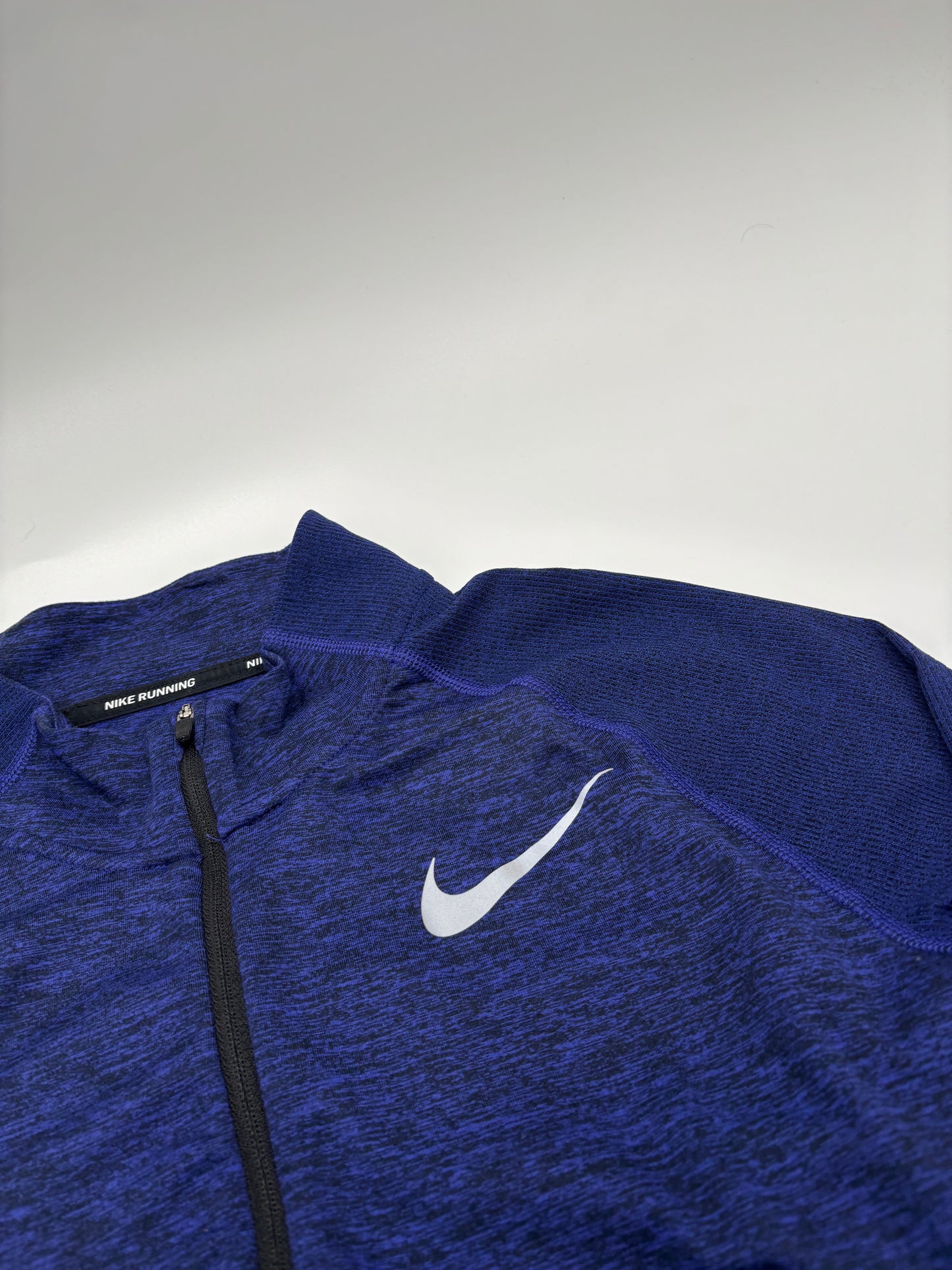 NIKE HALF ZIP